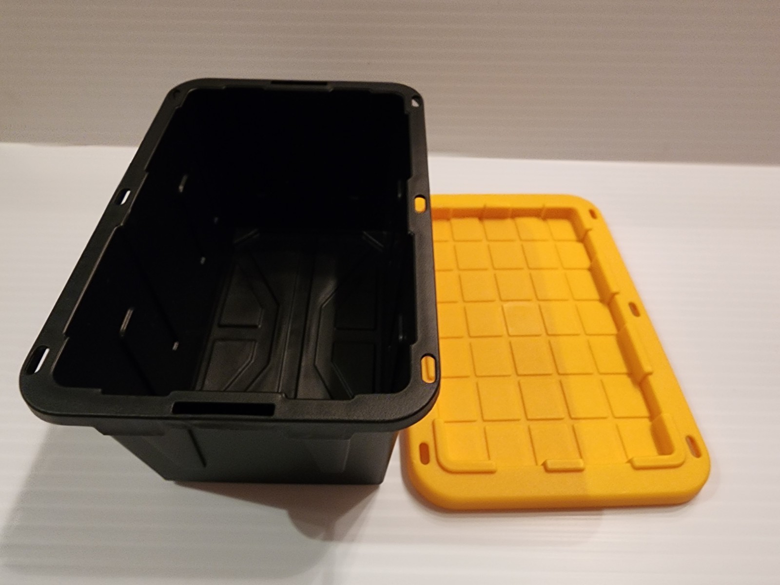 Lowes Lowe's Teeny Totes, X-Small, .38 Quarts, Black Tote W/Yellow Lid Mini Tote