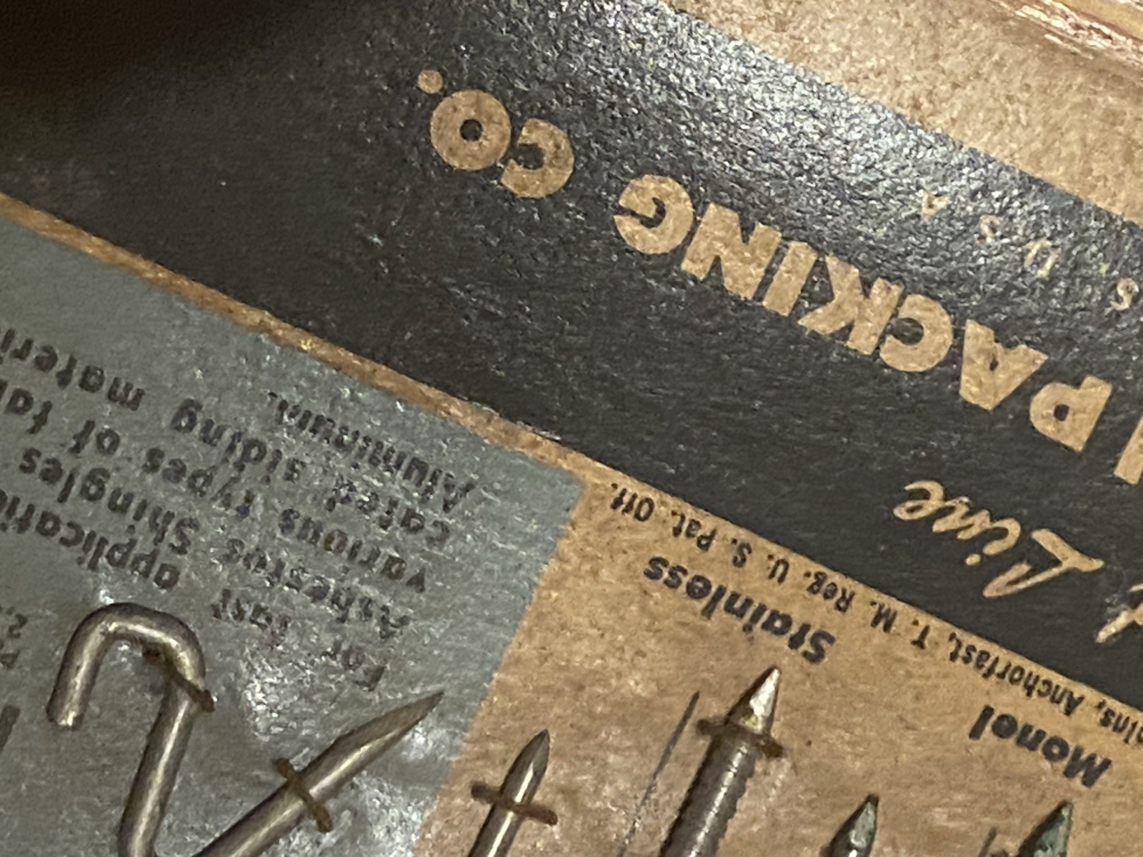 VINTAGE 1954 SALESMAN SAMPLE STRONGHOLD LINE INDEPENDENT NAIL PACKING - COMPLETE