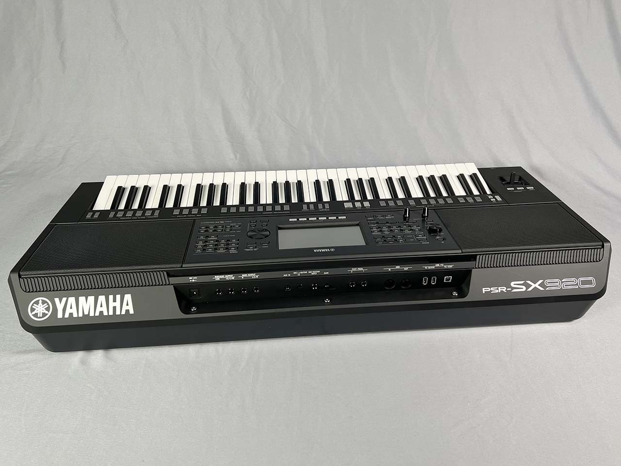 Yamaha PSR-SX920 61-Key Arranger Workstation Keyboard *Brand New - Open Box*