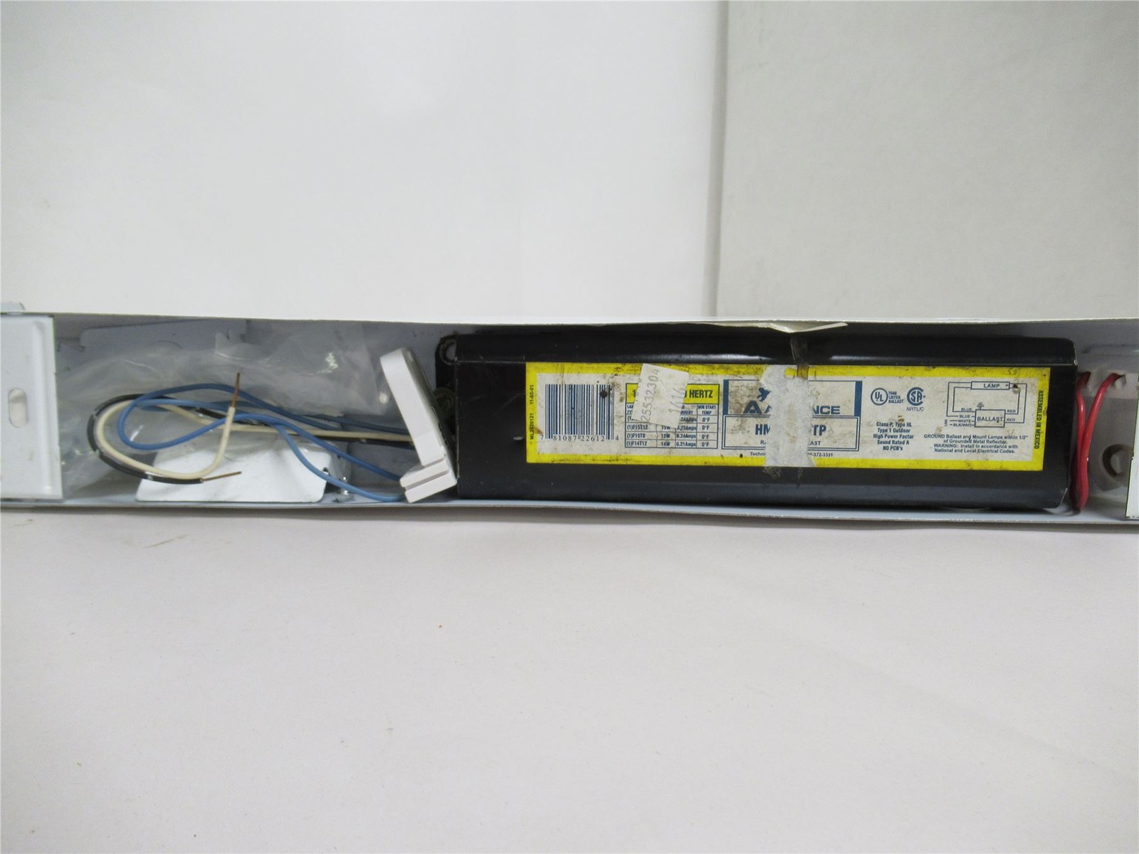 231648 Old-Stock; Metalux SN-115-HTS-120V-U Narrow Striplight Ballast 18"; 120V
