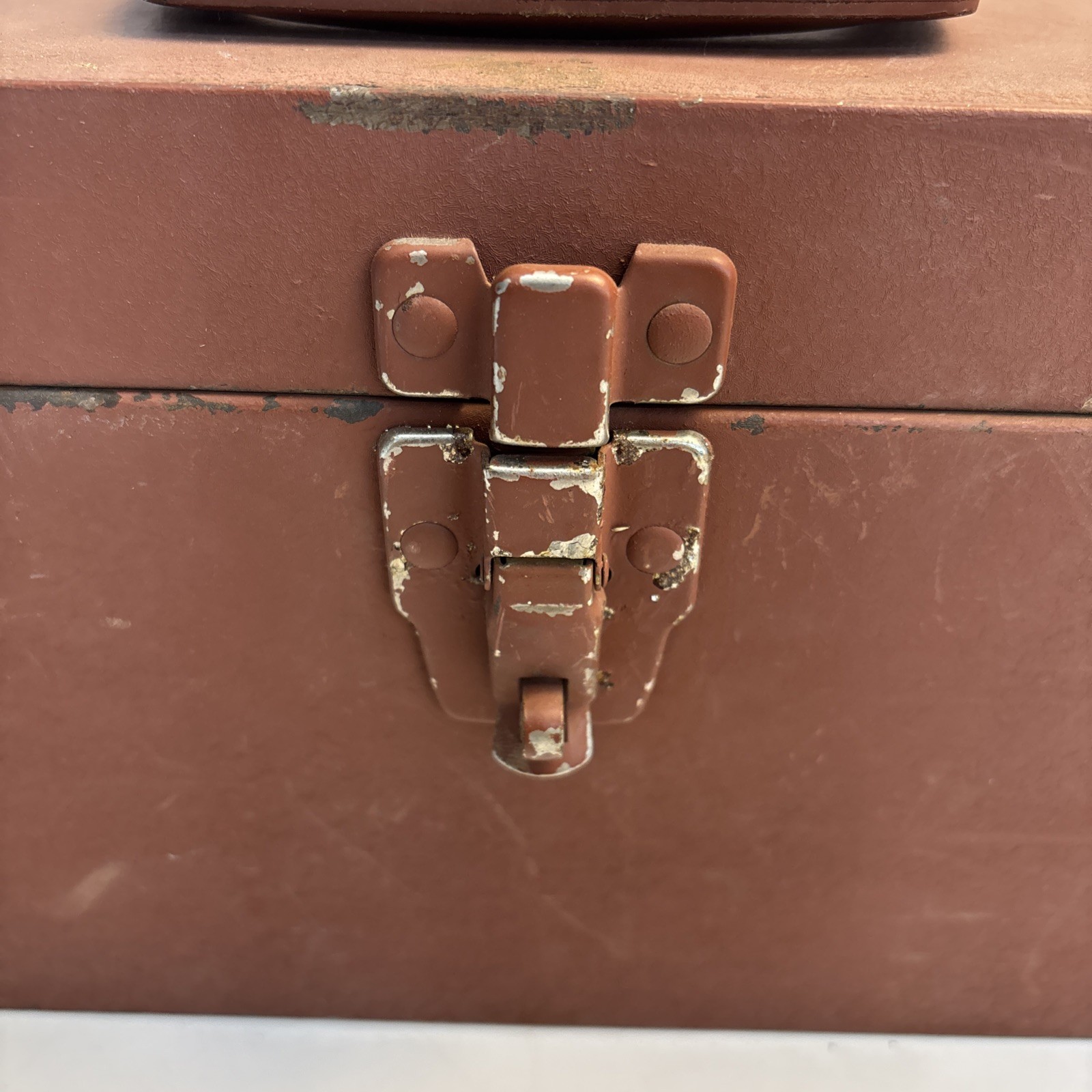 Vintage Kennedy S 19-035276 Metal Toolbox Chest Made in USA