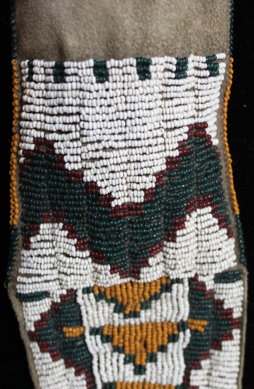 Vintager Beaded LARGE Ute Tab Bag