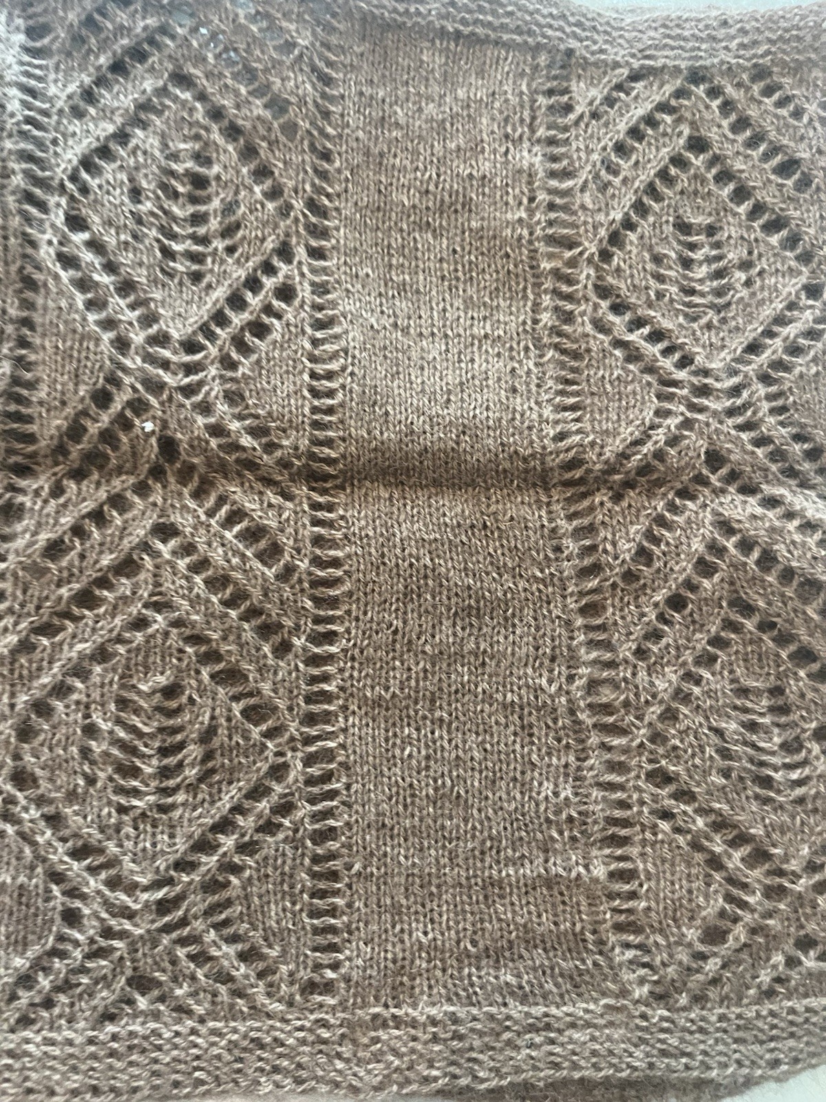 Authentic Qiviuk 100% Musk Ox Oomingmak Eskimo Smoke Ring Handknit Alaskan