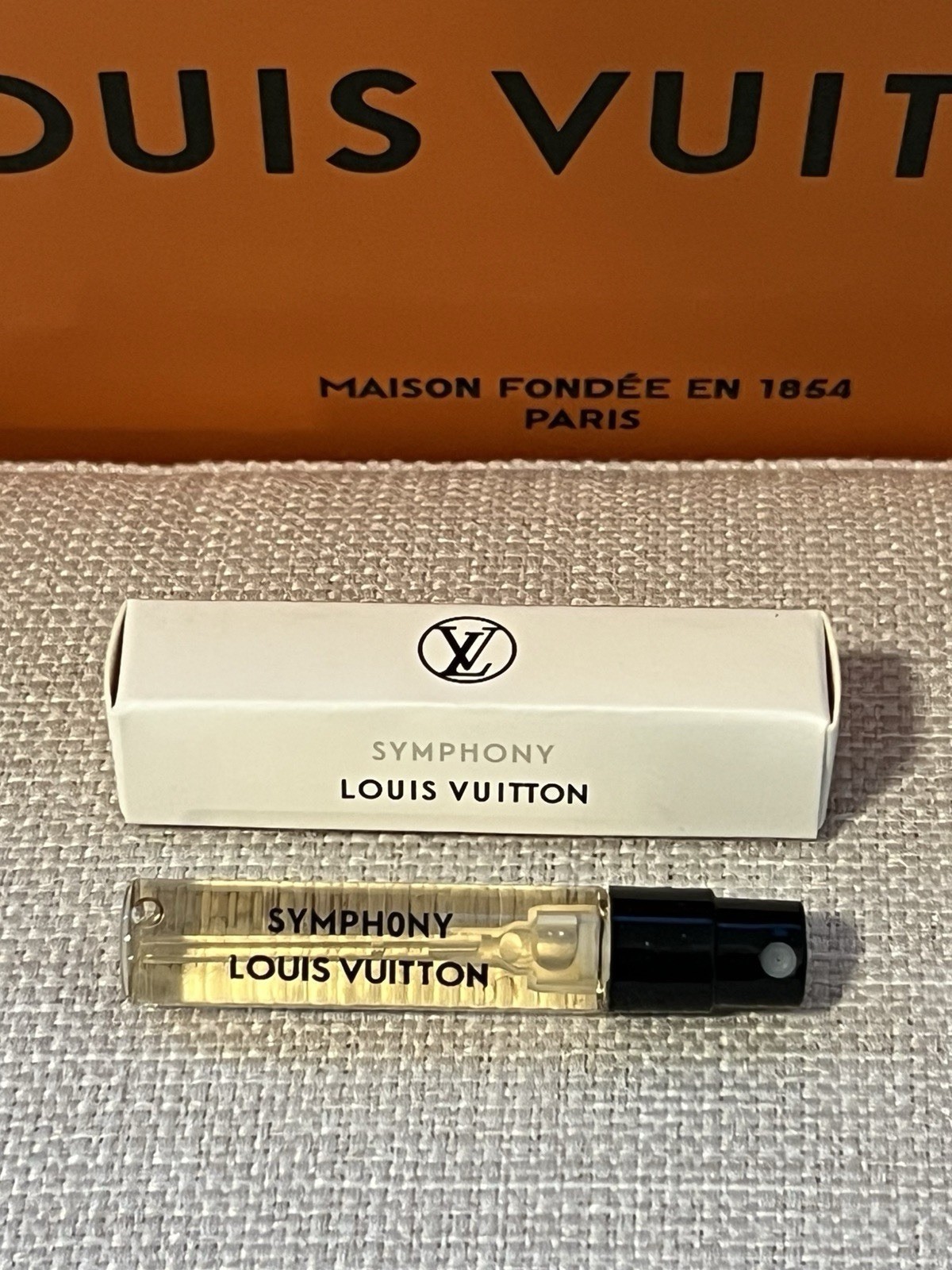 Louis Vuitton Symphony Eau De Parfum Sample Spray 2ml New