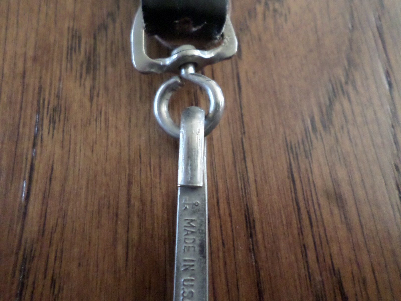 VINTAGE U.S NAVY BLACK LEATHER BELT KEEPER KEY CHAIN RING USA MADE BUCHEIMER