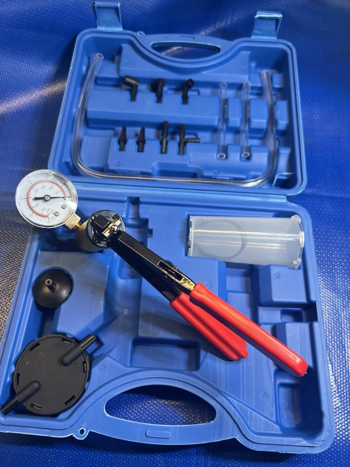 NEW Vacuum Pressure Pump Tester Set Brake Fluid Bleeder Bleeding Kit + Box