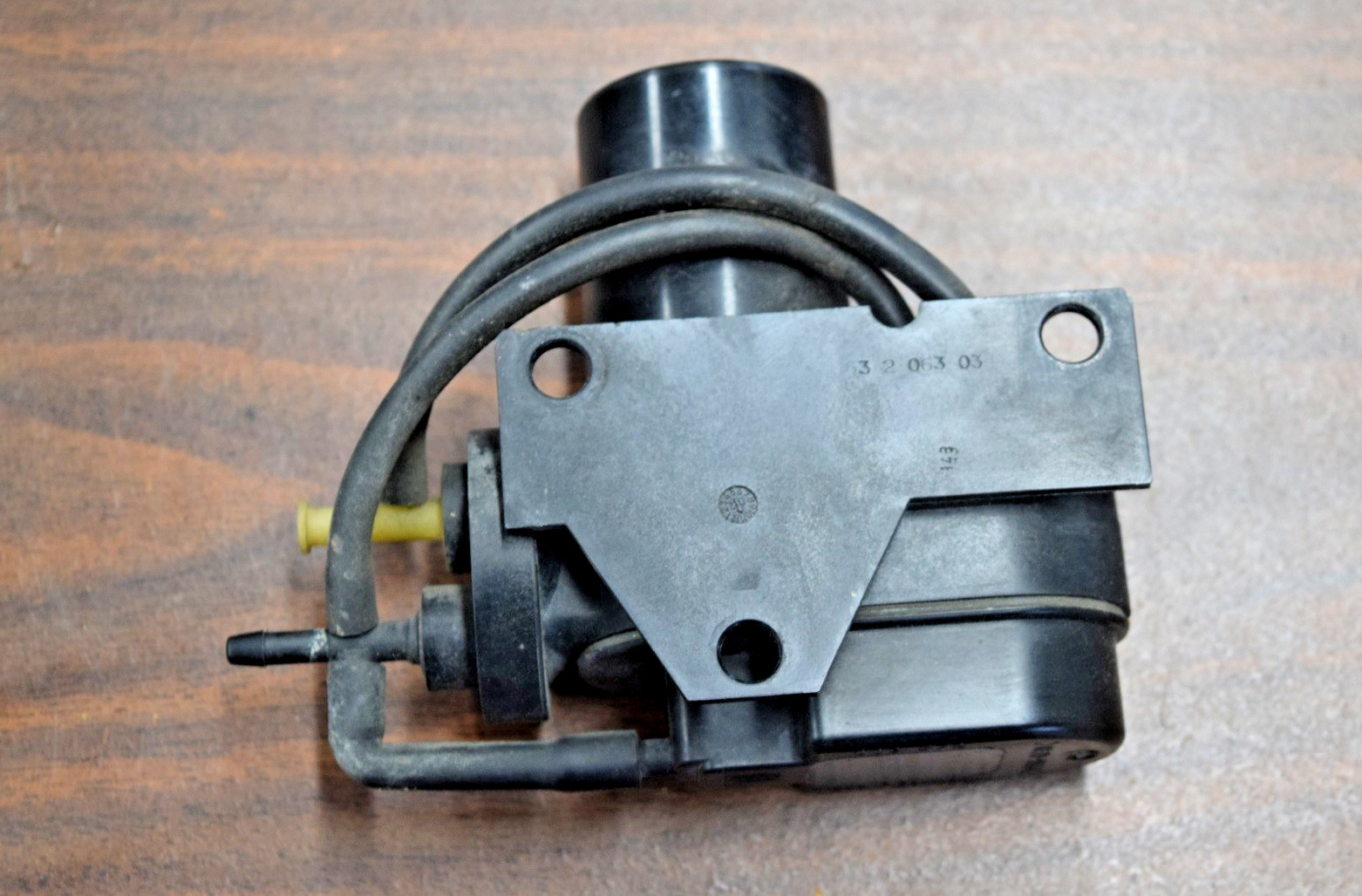 Land Rover Discovery 2 1999-2004 OEM Cruise Control Vacuum Pump SCC100030L