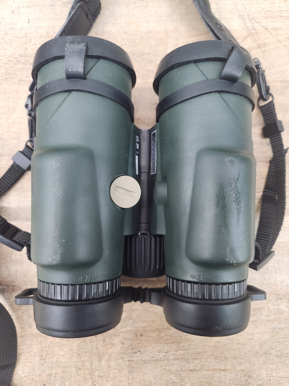 Vortex Binoculars Fury HD 5000 10x42 w/ Case (LRF301)