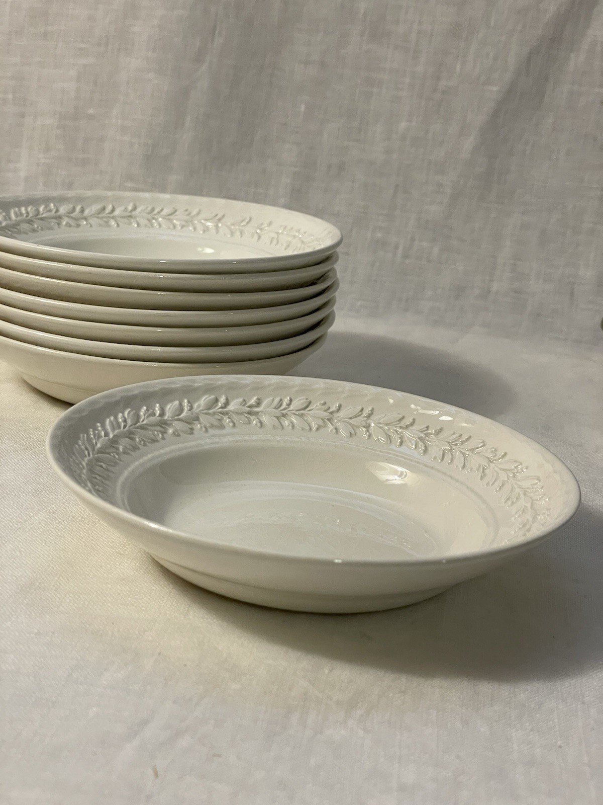 8 Wedgwood cream on cream Laurel Pattern Stoneware Fruit/Dessert(Sauce) Bowls 6”