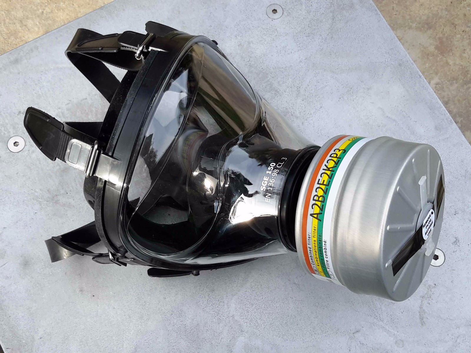 NATO 40mm Premium 2024 Gas Mask w/Tactical Pouch & NBC/CBRN Filter Exp 2028