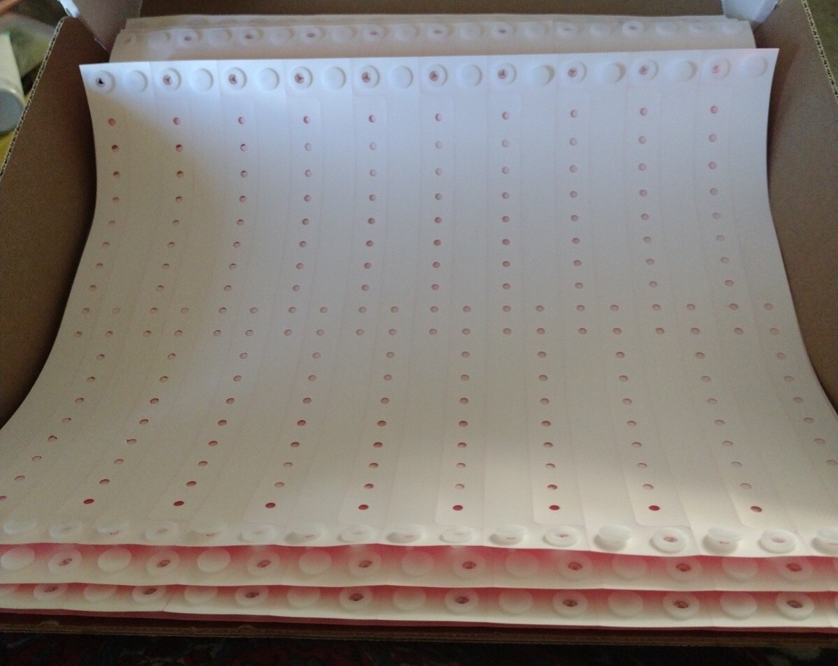 500 bright neon Pink vinyl L Shaped wrist bands events with snap Security