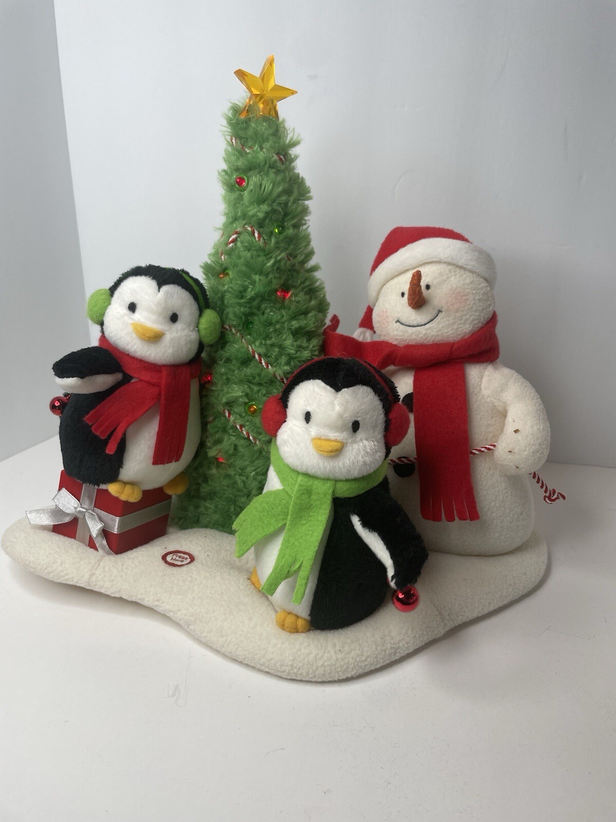 Vintage Jingle Pals Animated Musical Light Up Plush Snowman & Penguins Hallmark