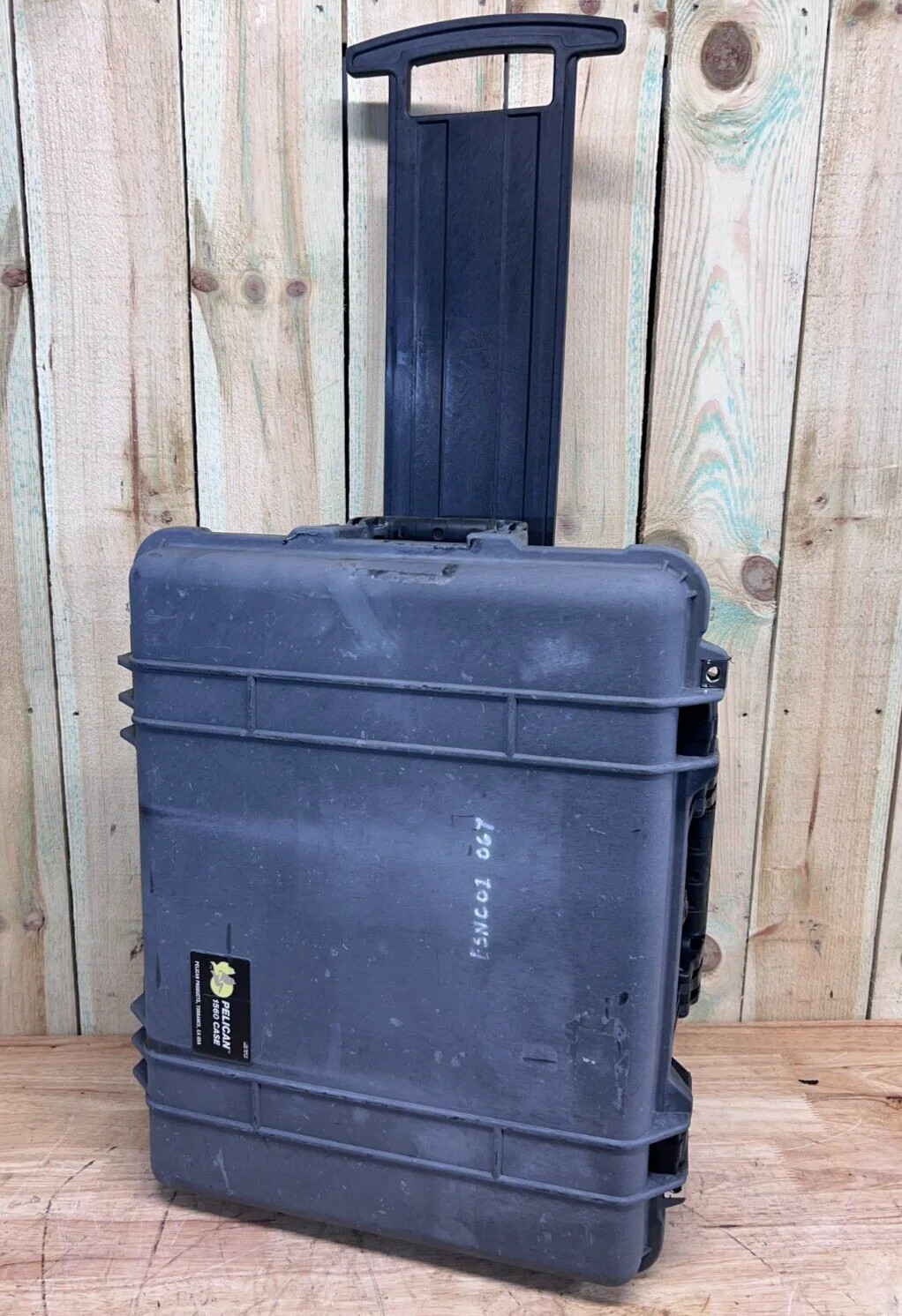 Pelican 1560 Waterproof Rolling Carry On Case Black Used Condition BC
