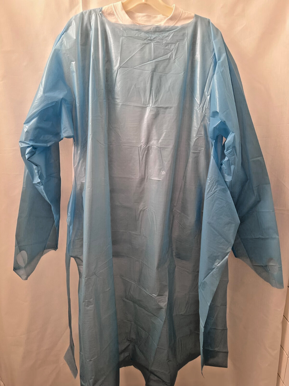 18 Blue Disposable Isolation Gowns, Open Back w/Dual Ties & Sleeve Thumb Holes