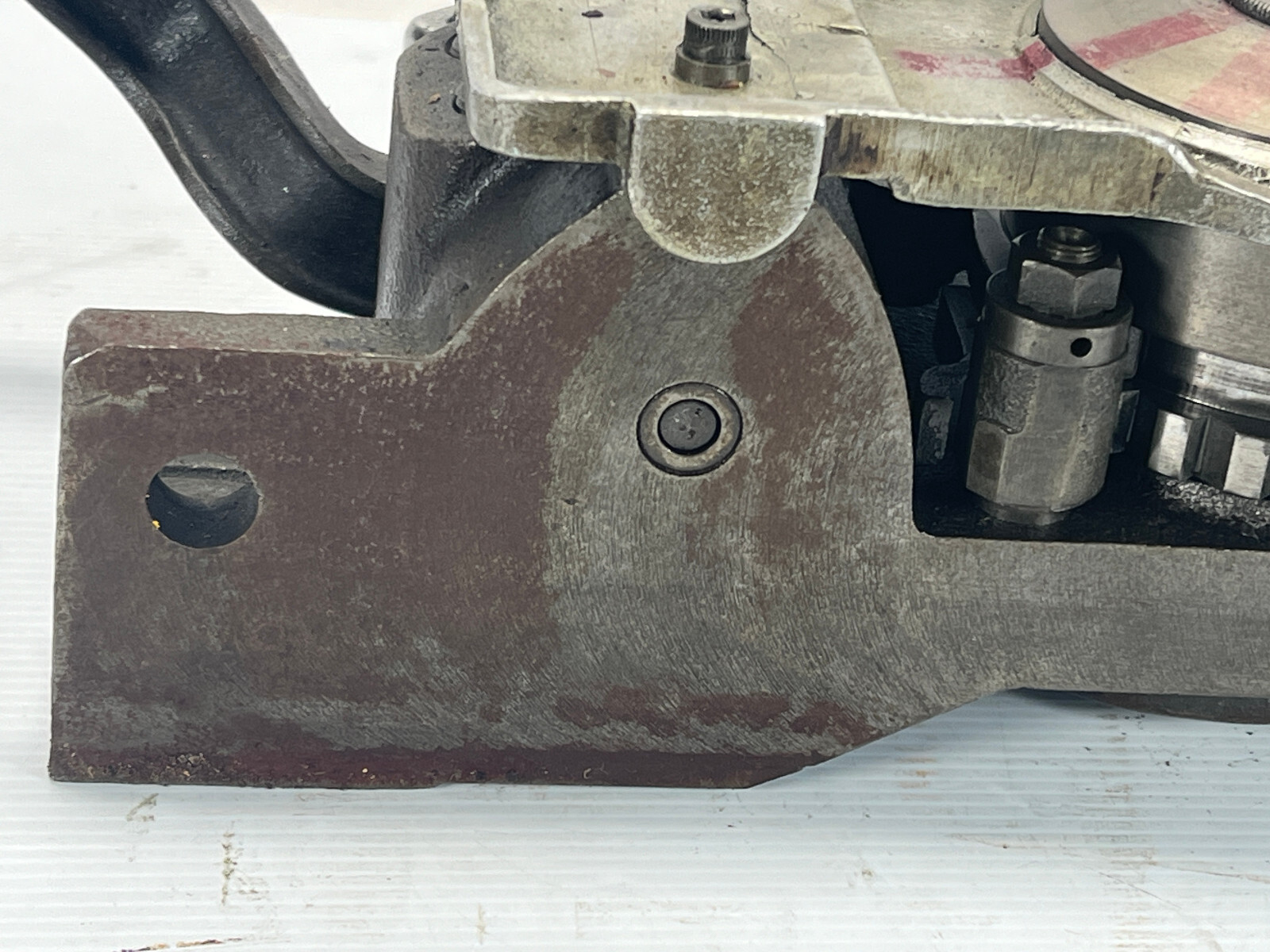 EARLY COLLET INDEXER COLLET FIXTURE MACHINE (CRACK ON TOP)