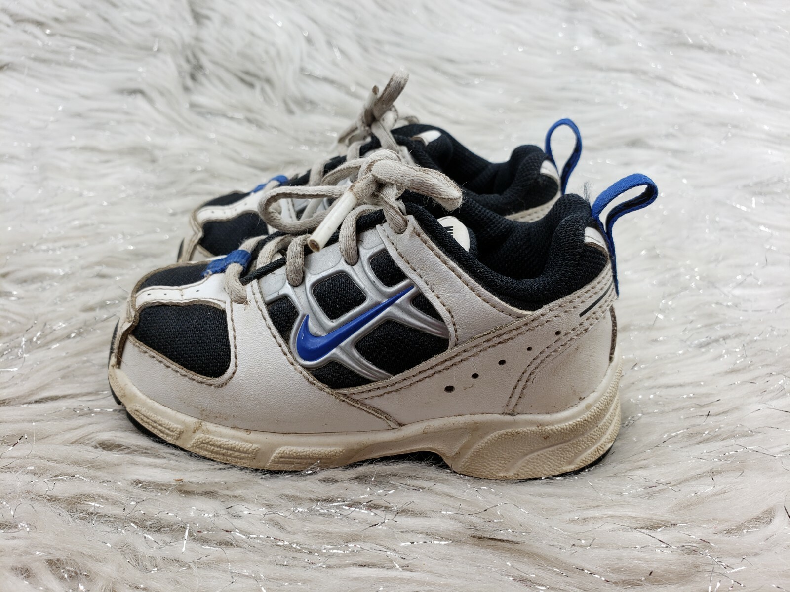 NIKE 317997-041 White Blue Black Sneakers Toddler Child Size 5C