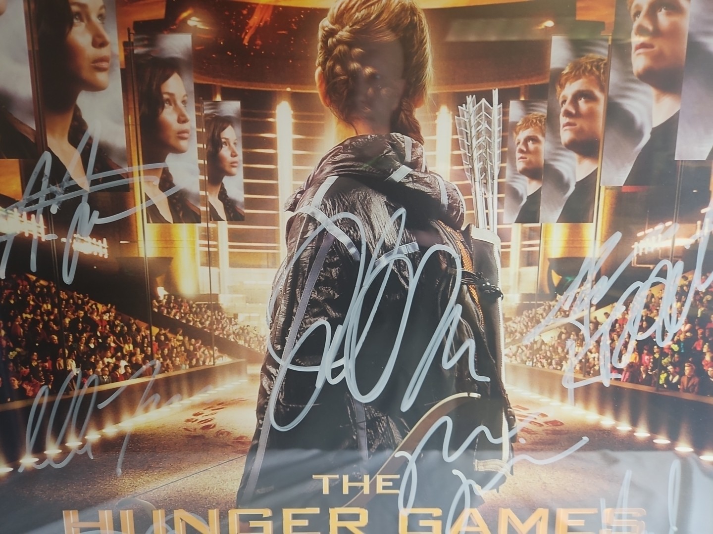 2012 NECA LIONSGATE THE HUNGER GAMES MOVIE ARENA POSTER 22x34 Signed By CAST!!