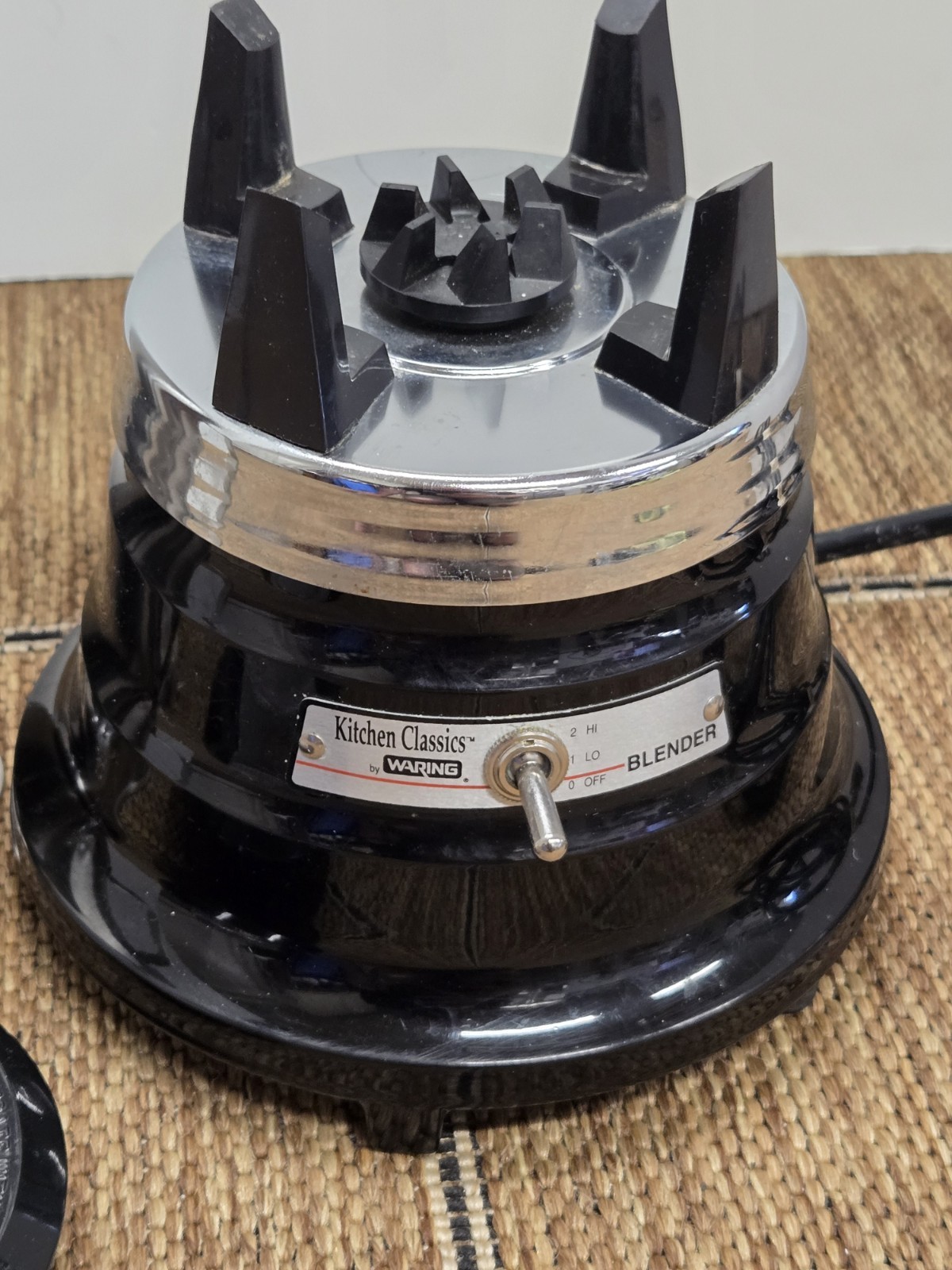 Waring Commercial Bar Blender, model 51bl27. 2 Speed. Stainless Container