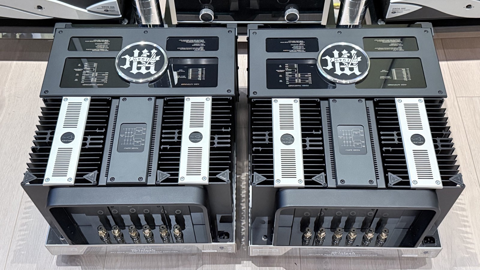 McIntosh MC1.25KW 75th Anniversary Monoblock Mono Amplifiers w Box & Manual MINT