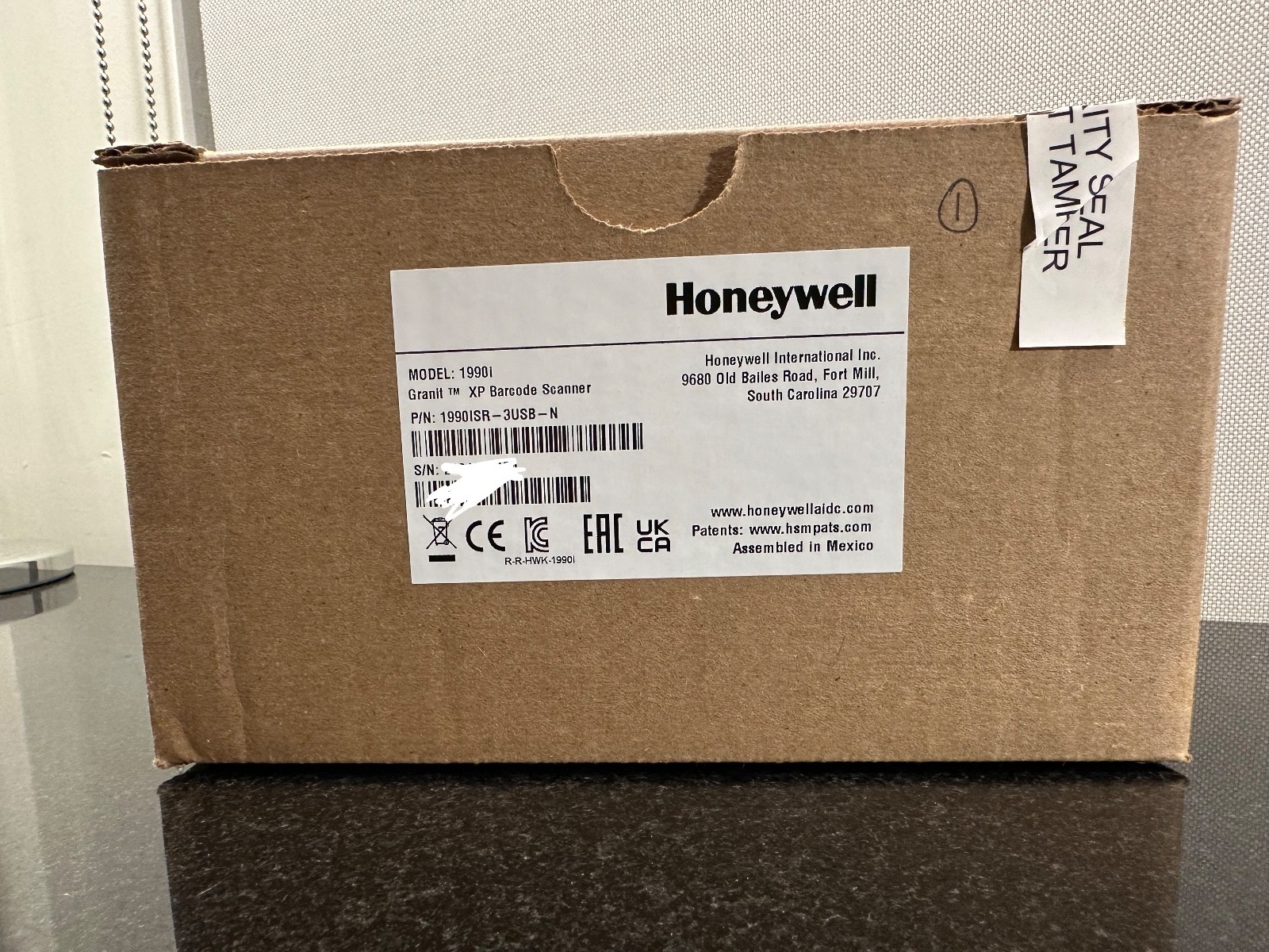 Honeywell Granit 1990iSR Scanner [Standard Range] PN: 1990ISR-3USB-N