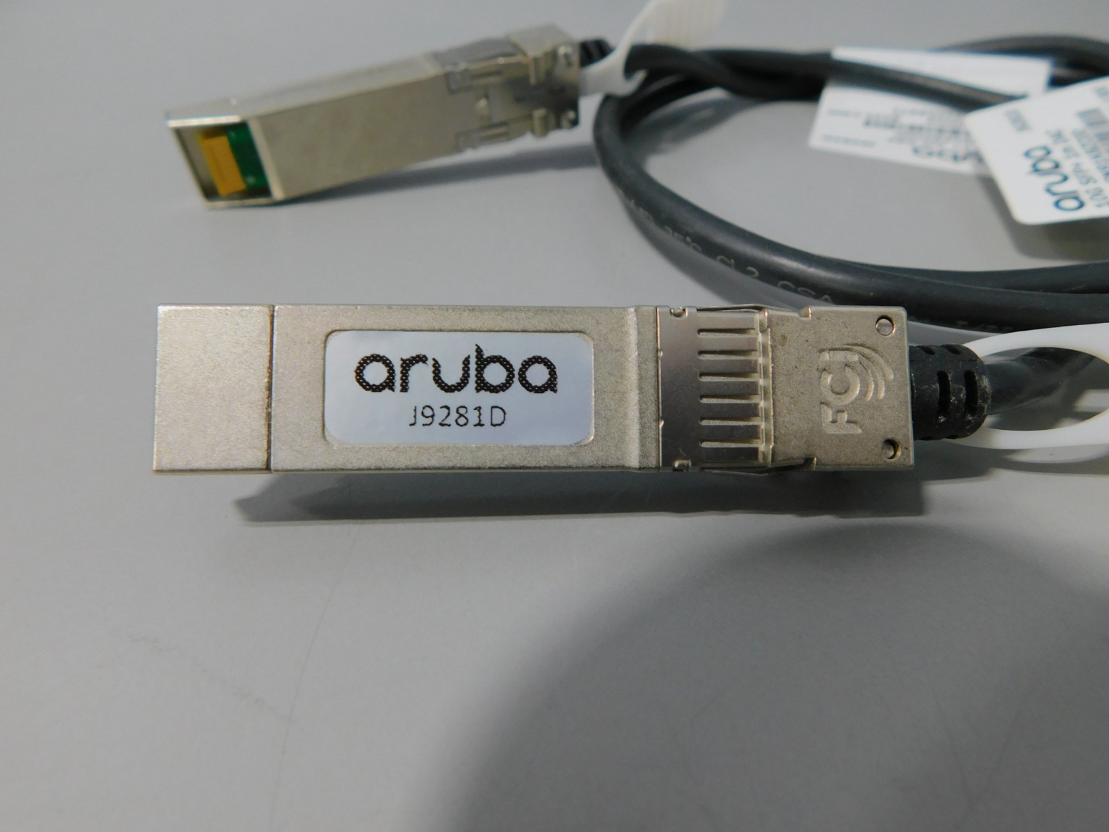 HPE Aruba Networks SFP+ Direct Attach Cable 1M J9281B 8121-1300