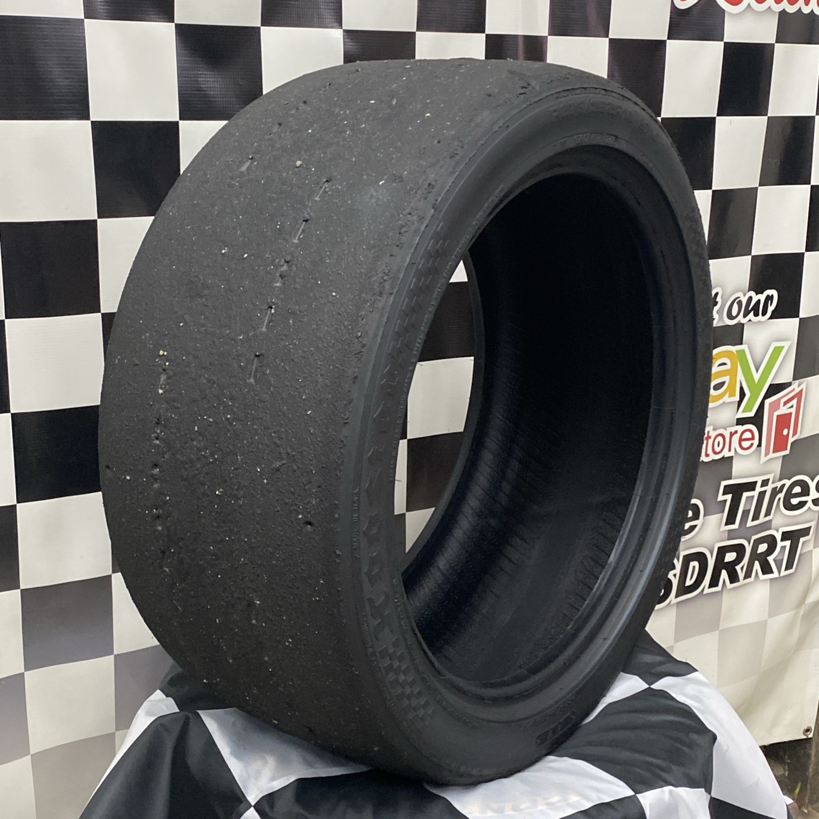447-1 USDRRT HOOSIER DOT Road Race / Auto-X Tire. 275/35 ZR18 A7