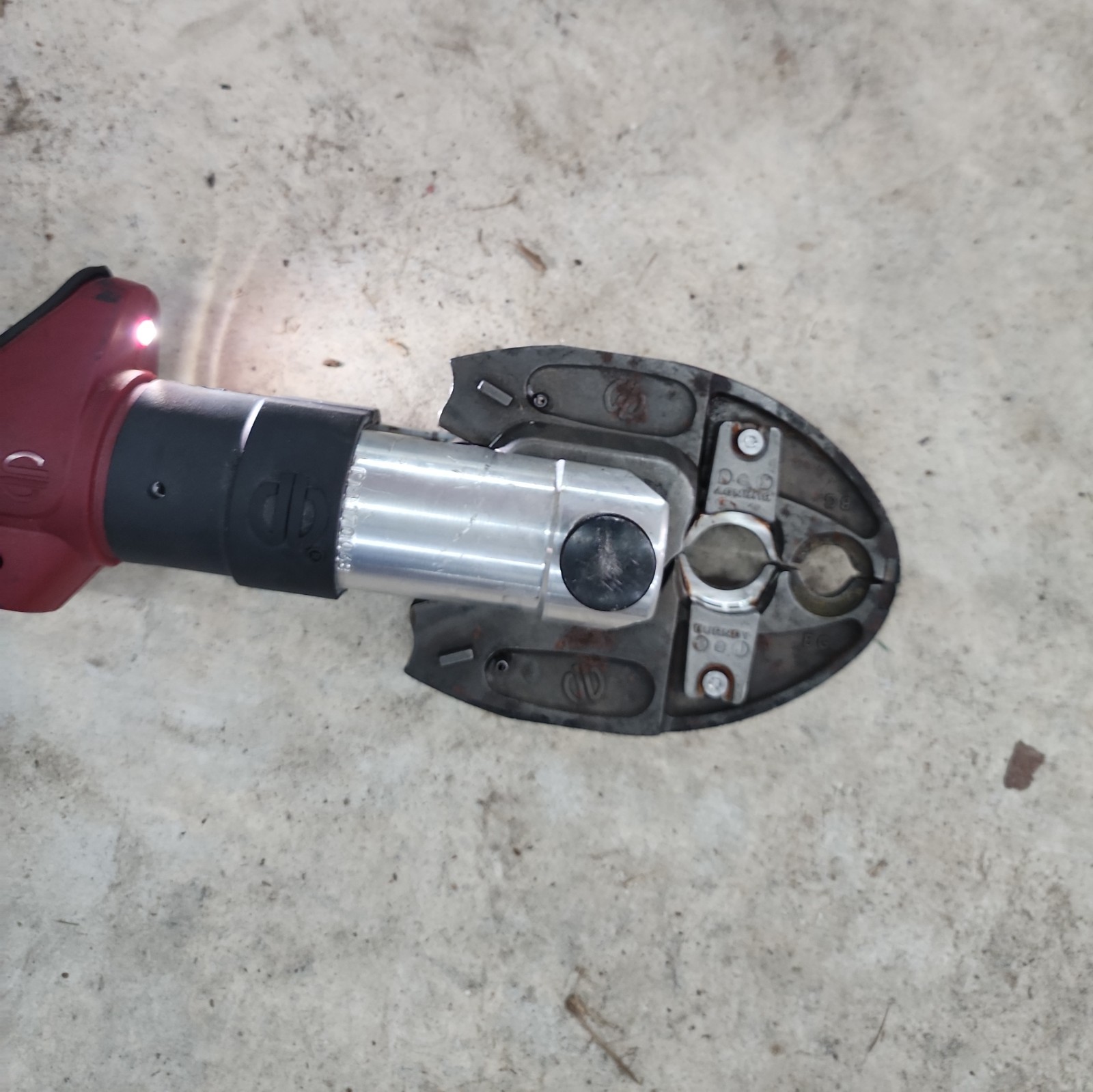 Burndy Hydraulic MD PAT Patriot handheld Crimper 6 Ton No Battery