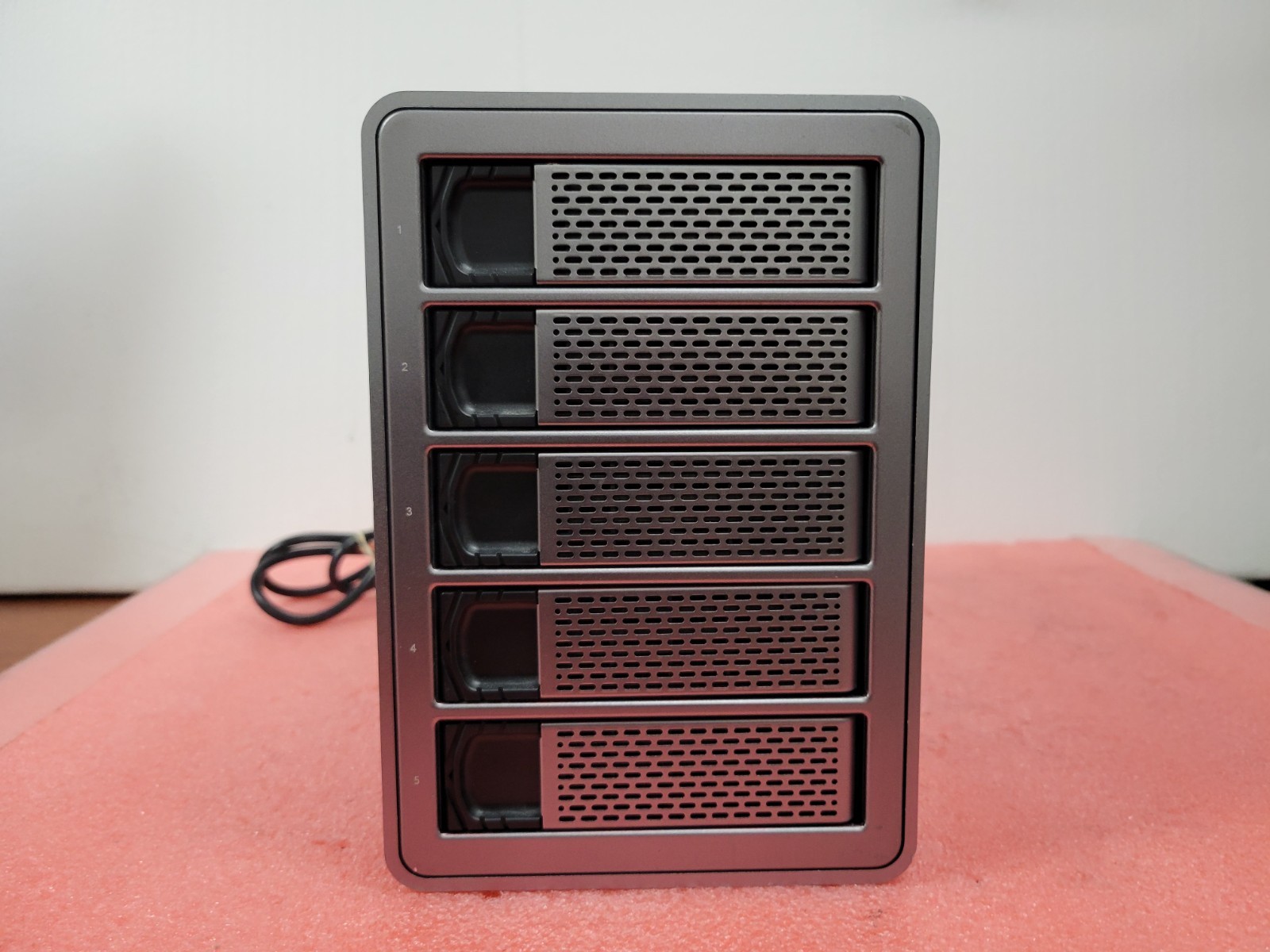 Yottamaster 5 Bay External Hard Drive Enclosure FS5 150W 10Gbps USB3.0 | C240