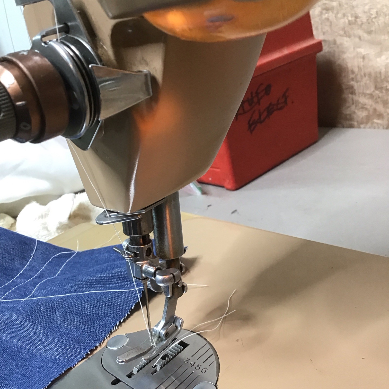 Vintage Singer 404A Sewing Machine With Case