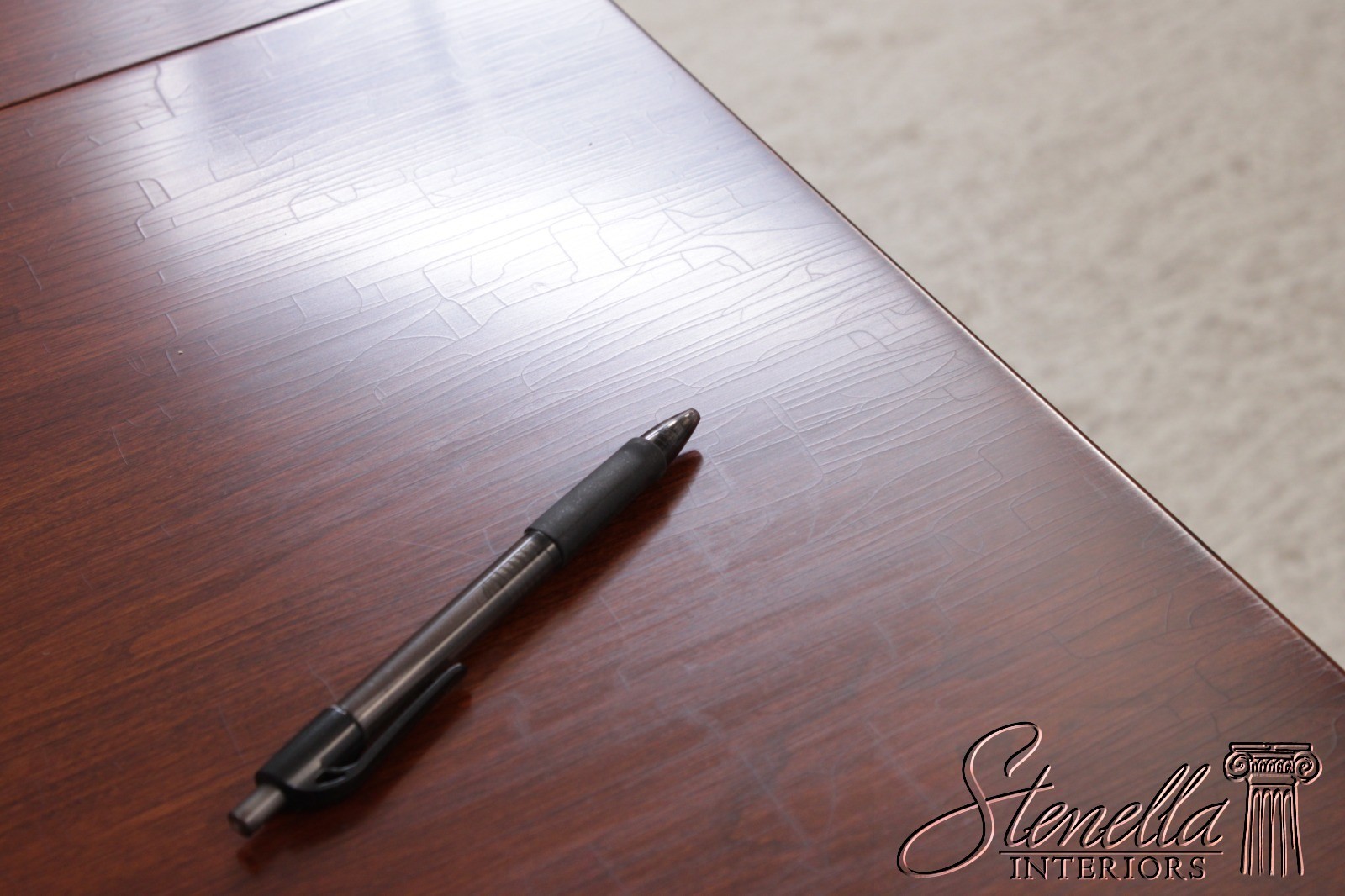 LF72273: HENKEL HARRIS Cherry Queen Anne Style Double Pedestal Dining Table