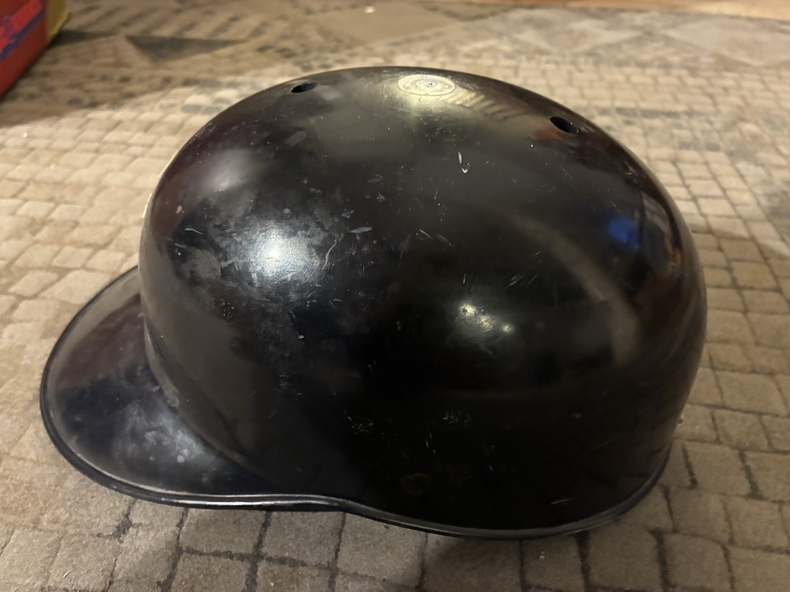 NEW YORK YANKEES 2007 Game Used Catcher's Helmet Size 7.5 Steiner Authentic