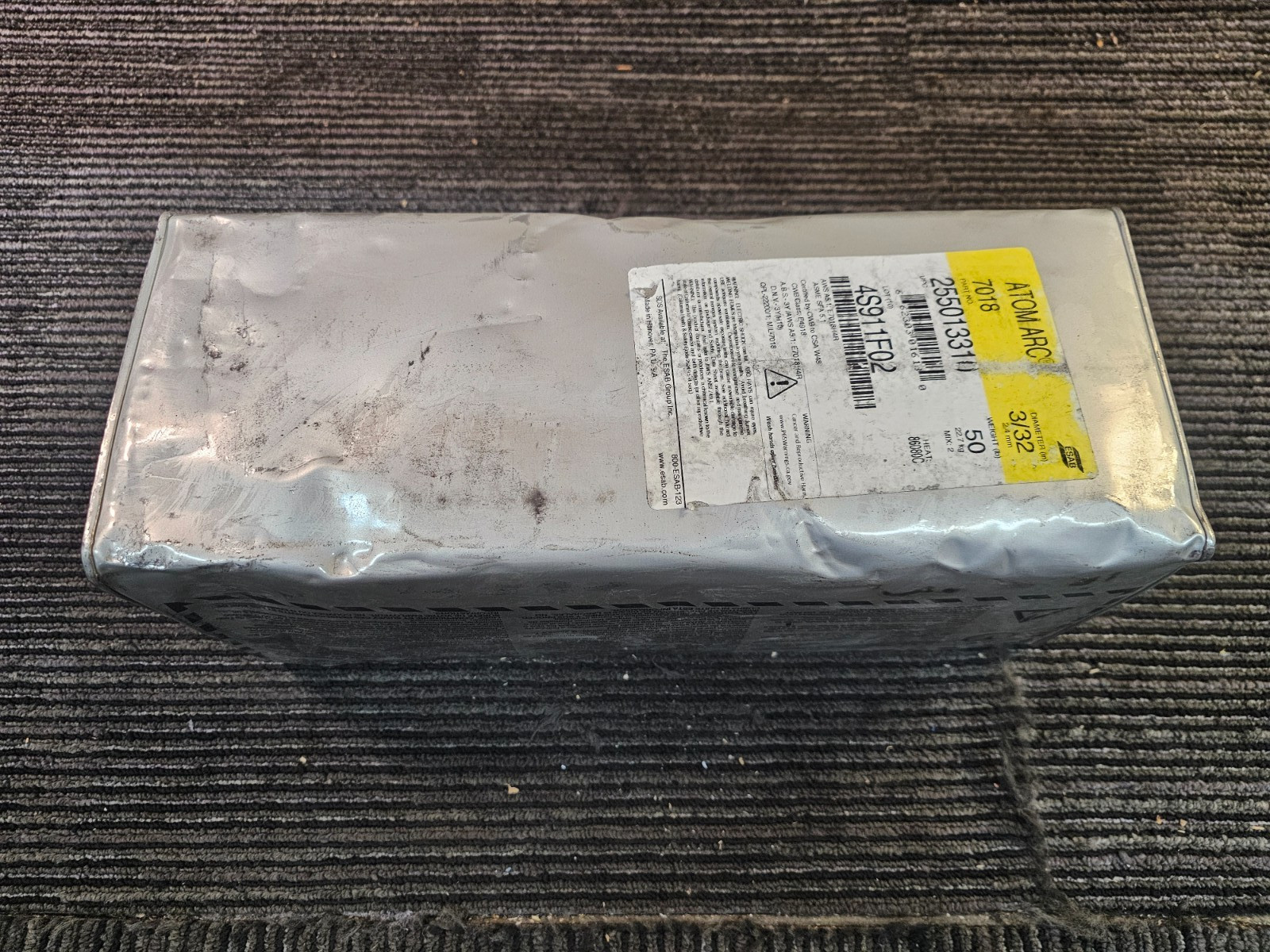 ESAB 255013310 ATOM ARC 7018 3/32in x 14in, 50 lb Stick Electrode Carbon Steel