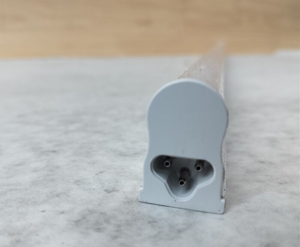 Lot of 25 AttainLED Linear Strip LED Lighting AT-33-12-50K 33" 12W 1200 Lumens