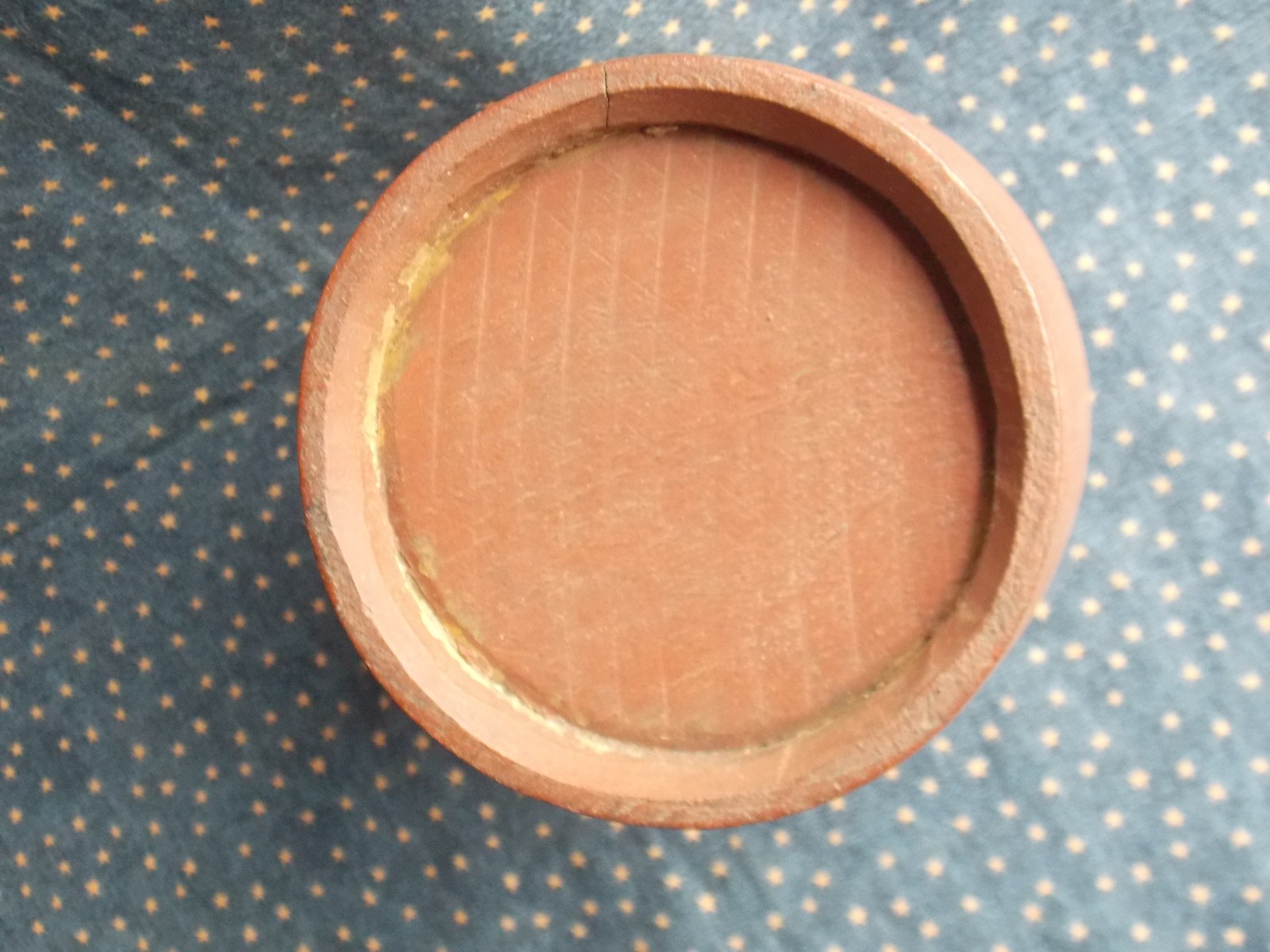 Revolutionary War era Canteen or Rundlet. Original red paint. Only 7 inches