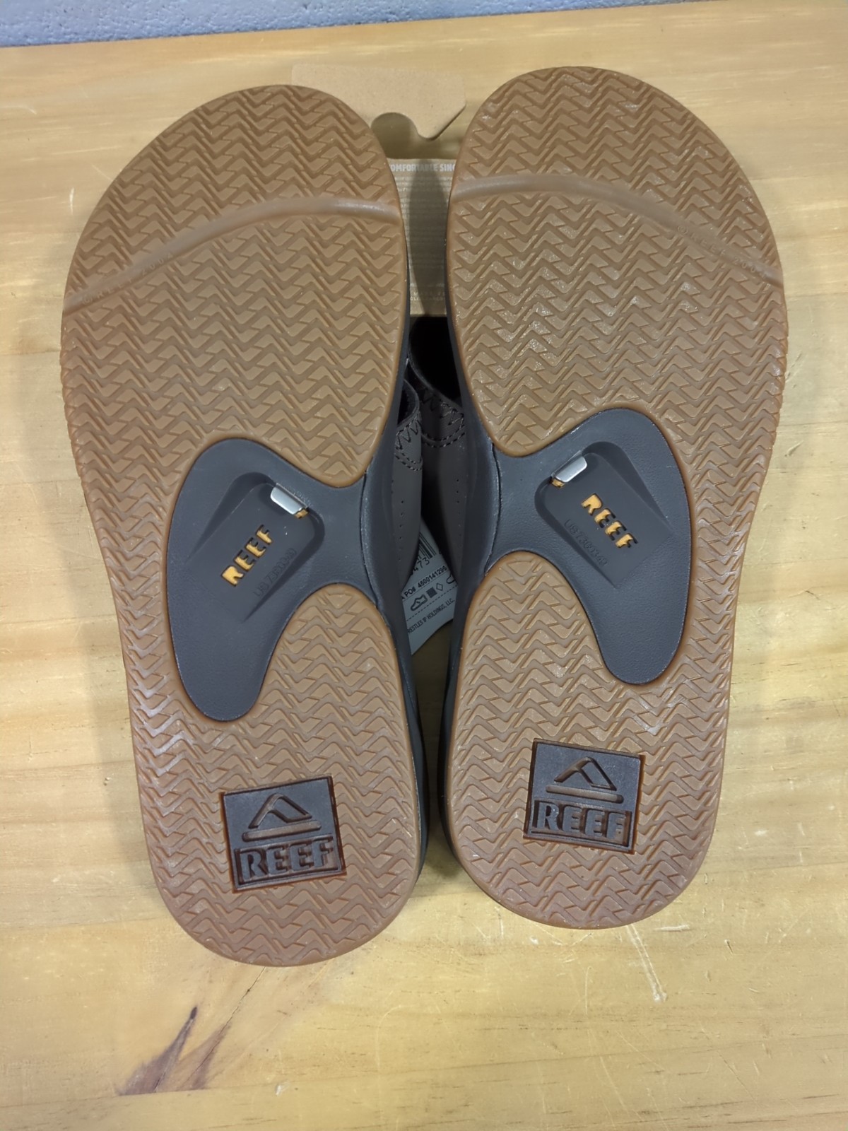 Reef Fanning Men's Flip Flops Sandals Bottle Opener Brown Size 9