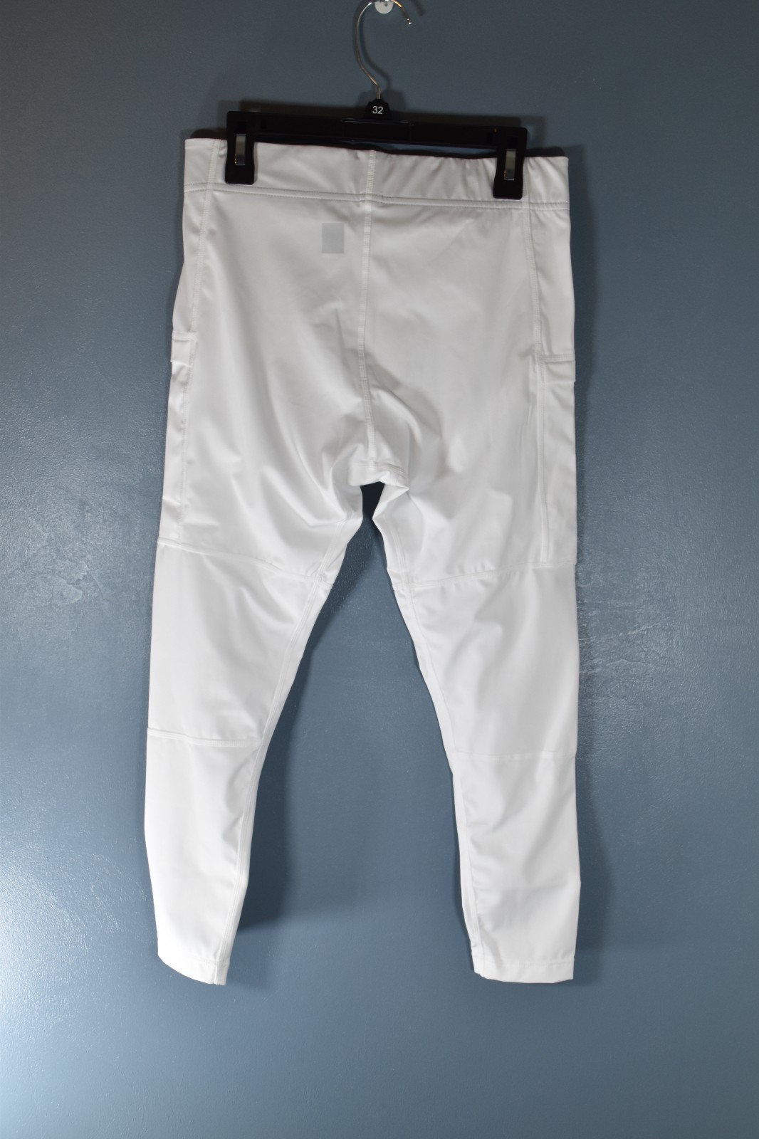 ASRV 3/4 compression tights size men's small; white, new with tags