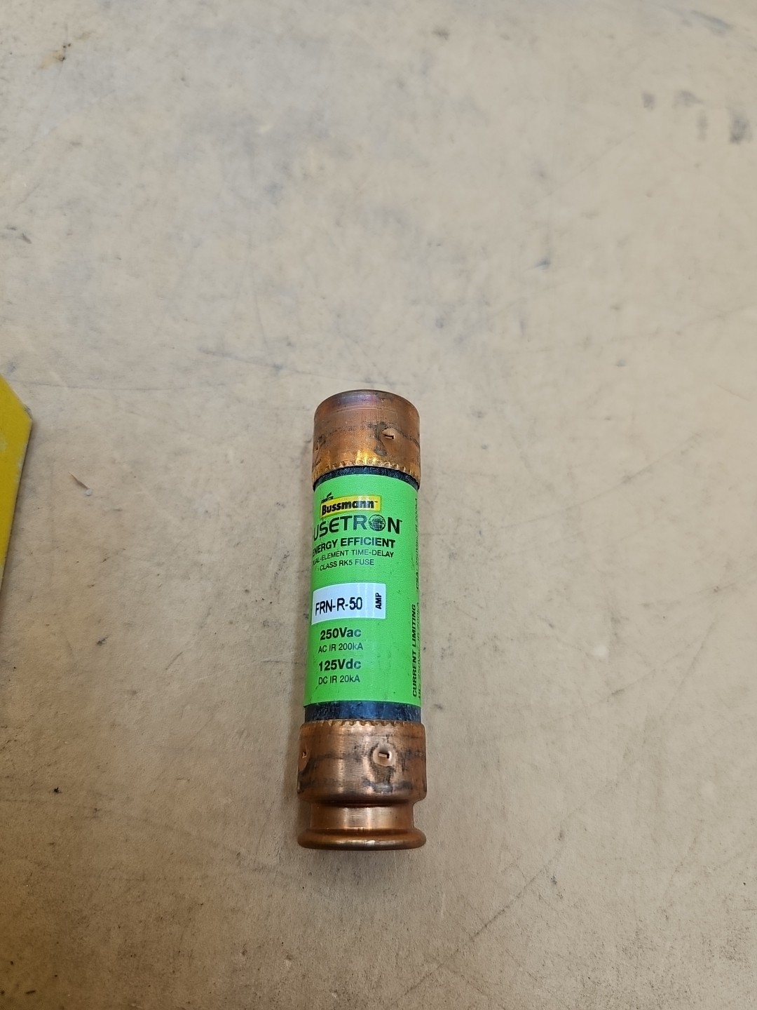 LOT OF 8 Cooper Bussmann Fusetron FRN-R-50 Class RK5 50 Amp Time-Delay Fuses