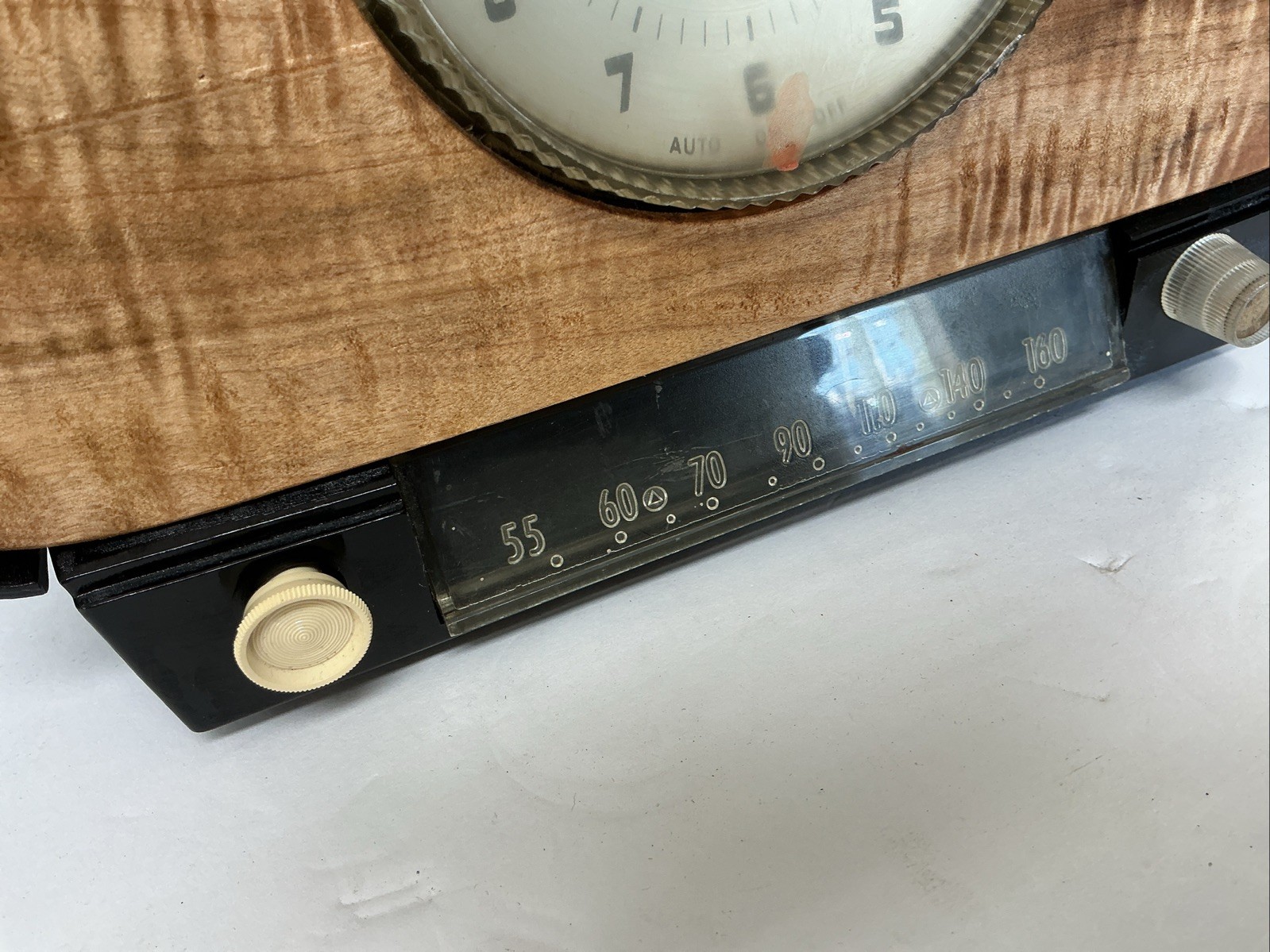 Vintage RCA Victor 5C581 "Debonair" Clock Radio (1954) Antique Works!