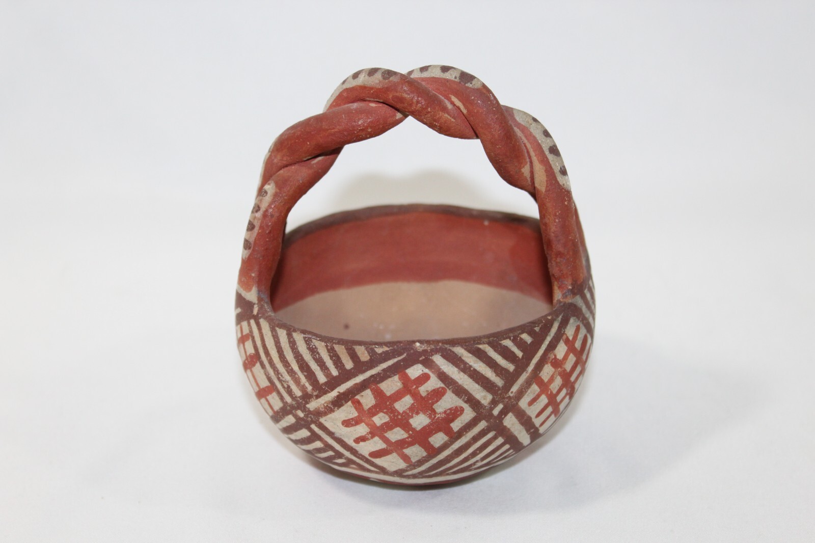 Antique Isleta Pueblo Pottery 4.5" Friendship Basket Bowl Olla Twisted Handle