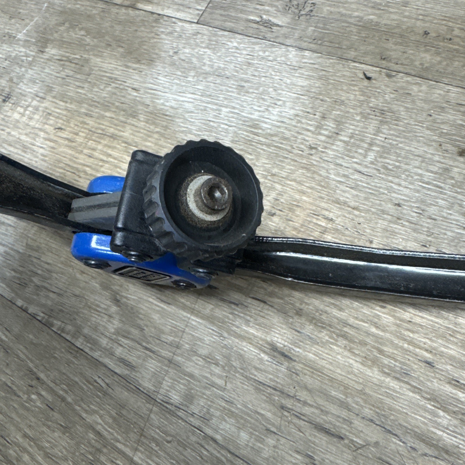 CORNWELL TOOLS Nut / Thread Setting Hand Riveter Tool AS1442CW (for Parts)