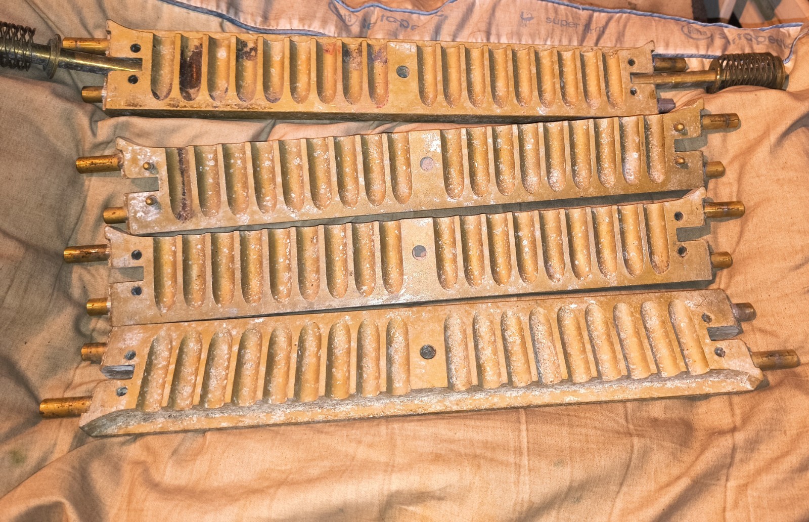 Lipstick Molds. Cavalla Teardrop 8-36 .500 FT-K for parts Offer?