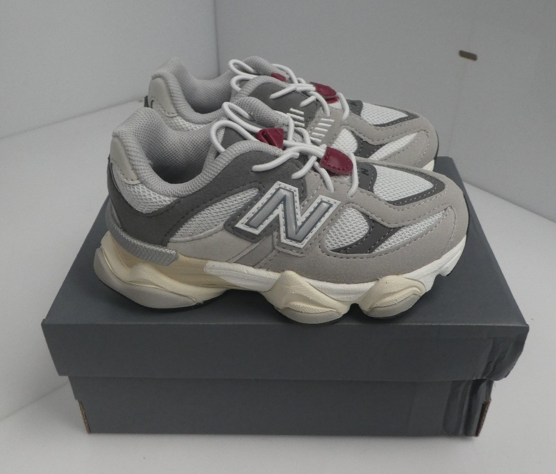 New Balance 9060 Shoes IV9060GY Toddlers Size 8