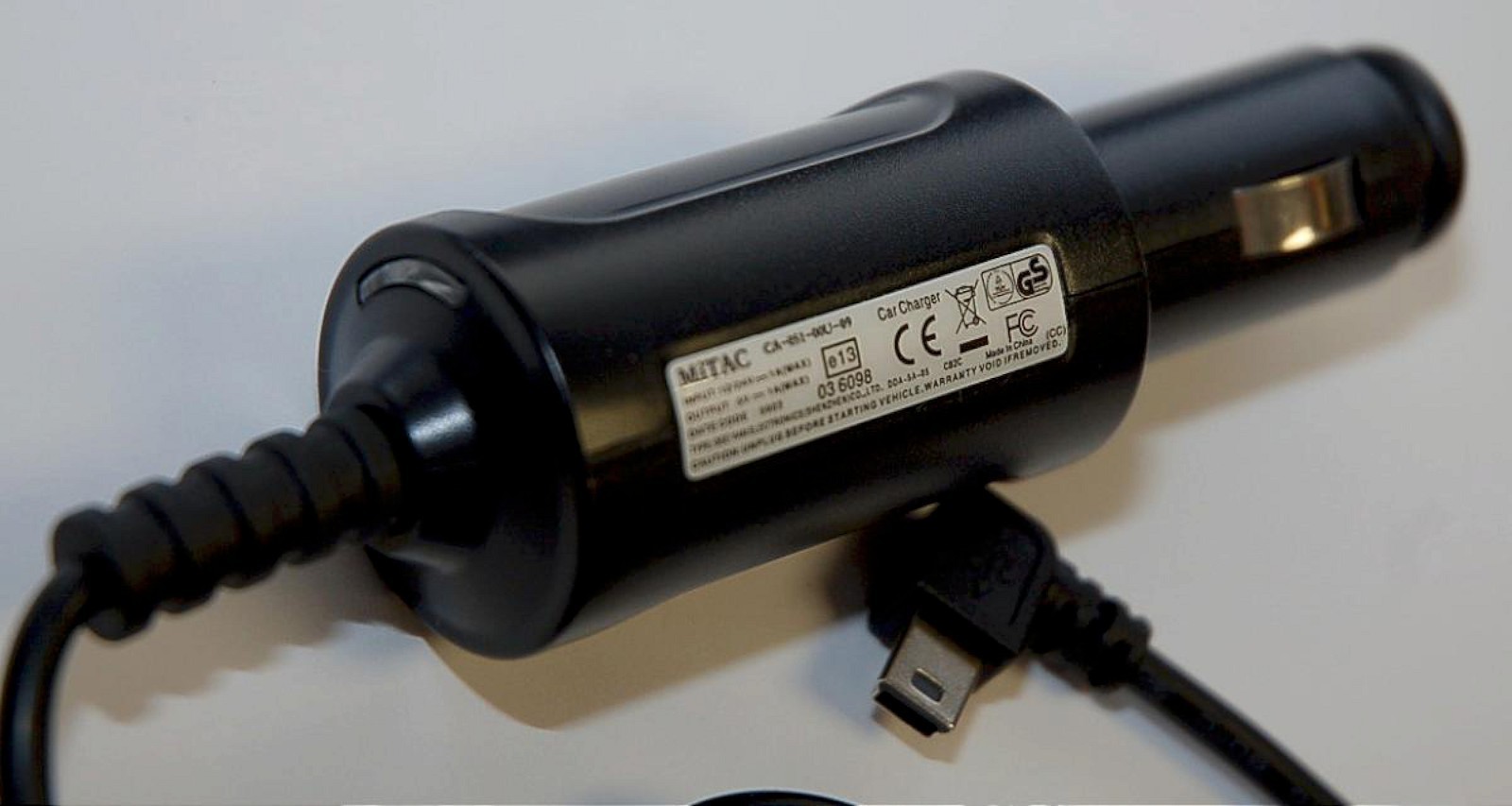 NEW GENUINE Magellan Mitac GPS Mini-USB Car Charger Maestro 4250 4350 4700 3250