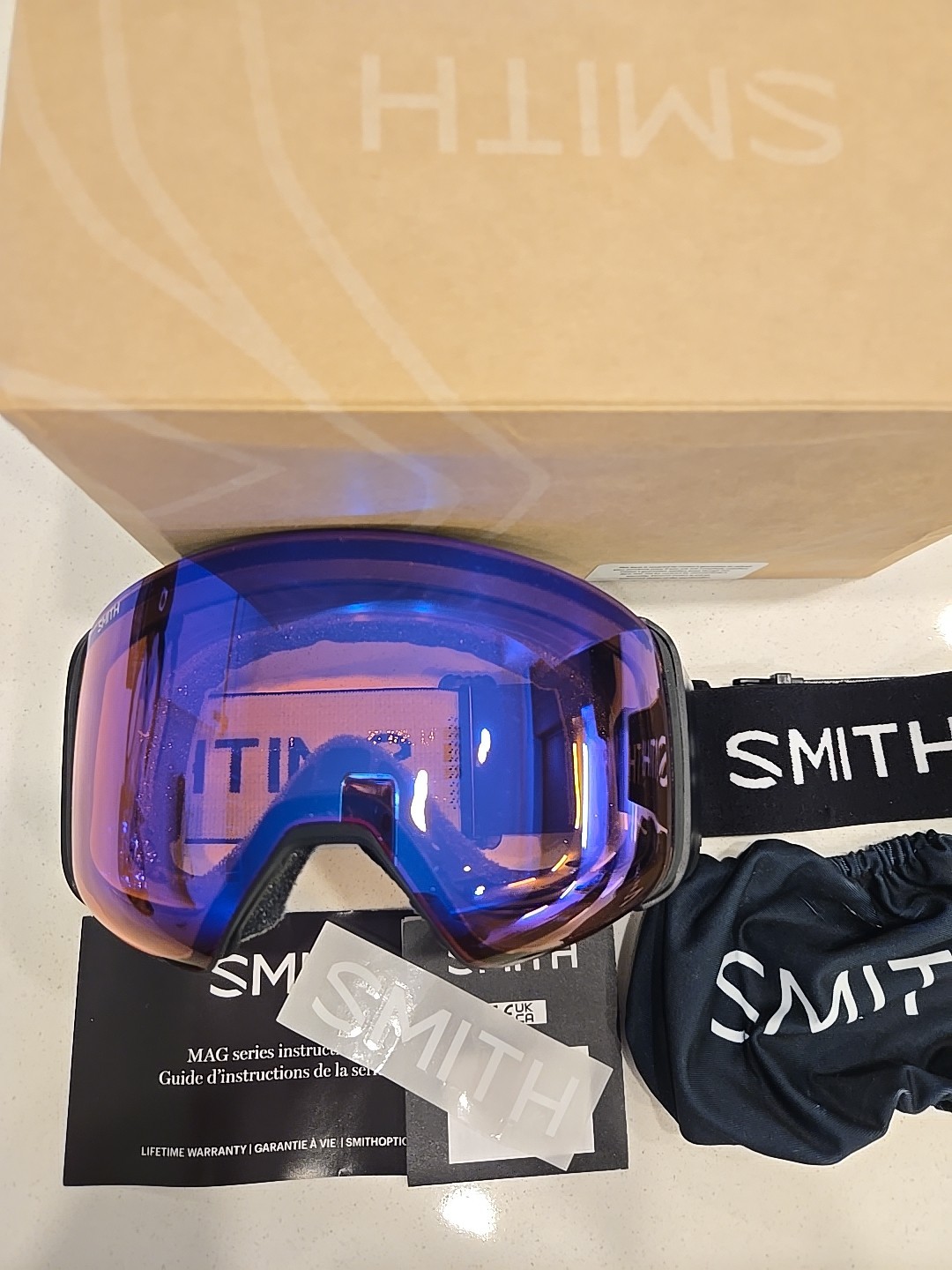 New Smith 4D Mag Black Goggle Chromapop Storm Rose Flash Lens Low Light