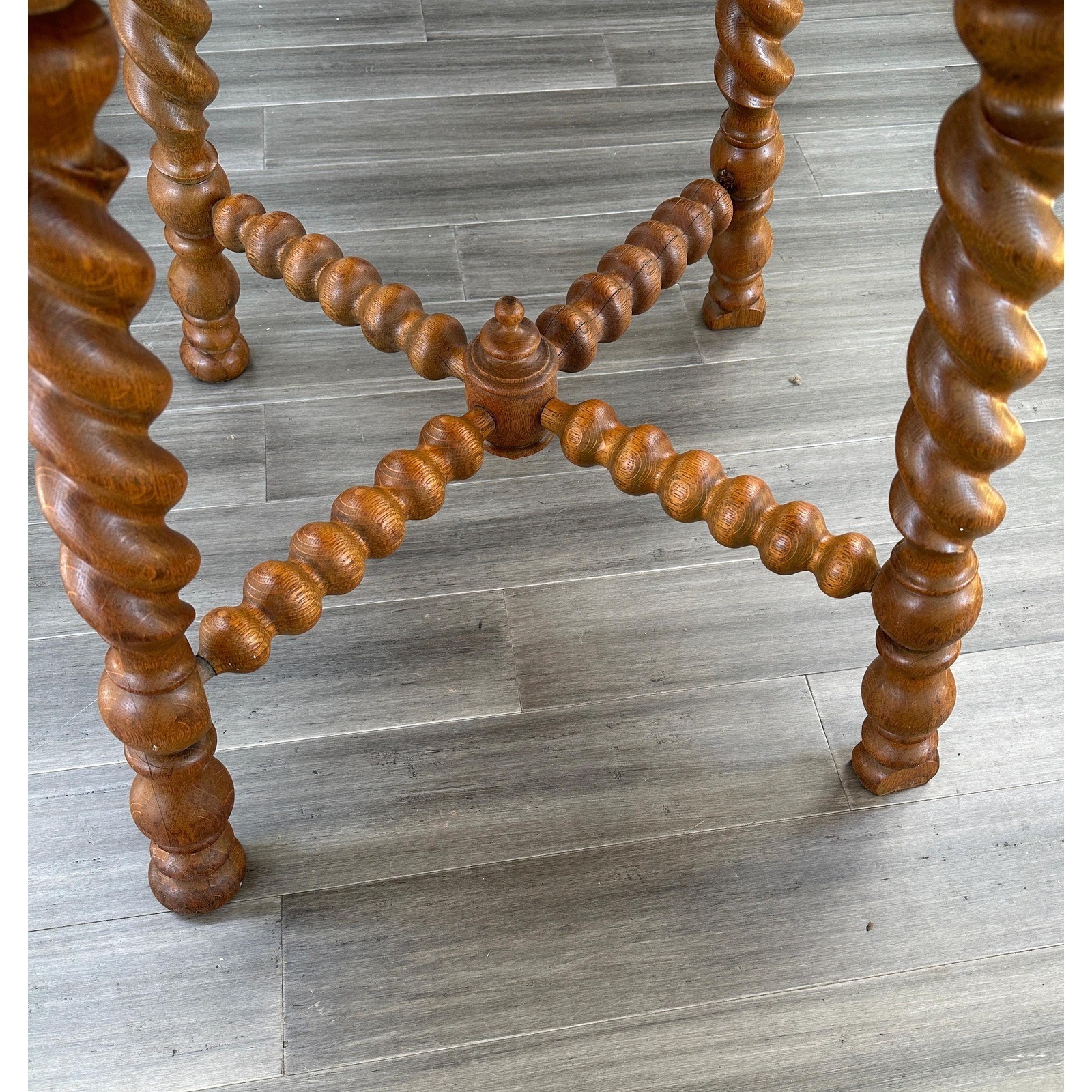 Vtg Oak Barley Twist Table Jacobean Revival Square End Table 29"x29" Solid Oak