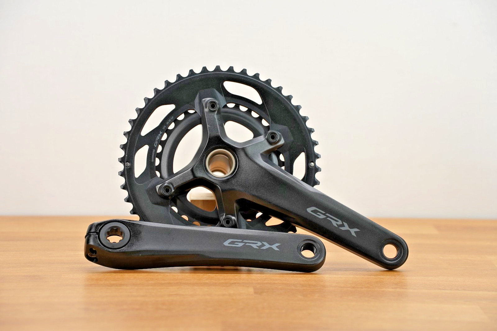 Shimano GRX RX600 10s Crankset - 46/30T - 175mm -  NEW OEM