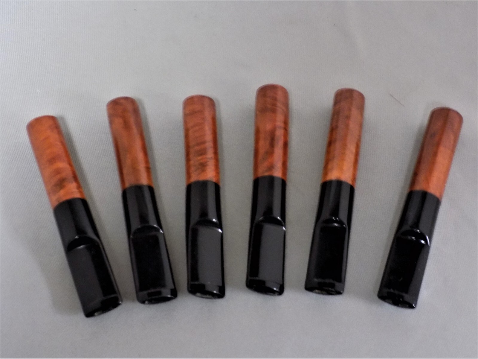 VINTAGE LORENZO ITALIAN BRIAR CIGARETTE HOLDER 3" SADDLE BIT ACRYLIC STEM NOS