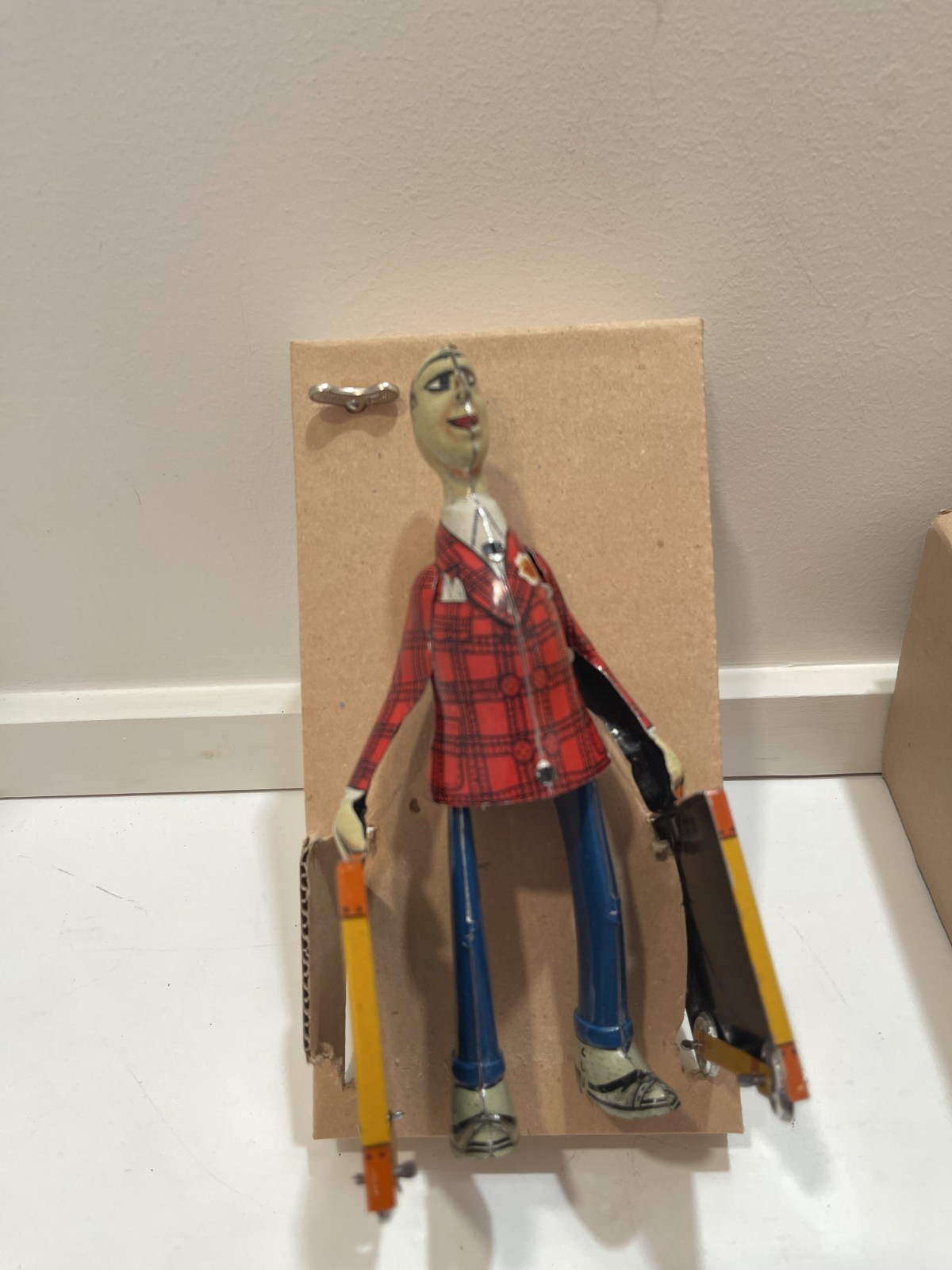 Paya Student 1932 Reproduction Vintage Wind-Up Maletero Jaguete Ref 852 w/Box