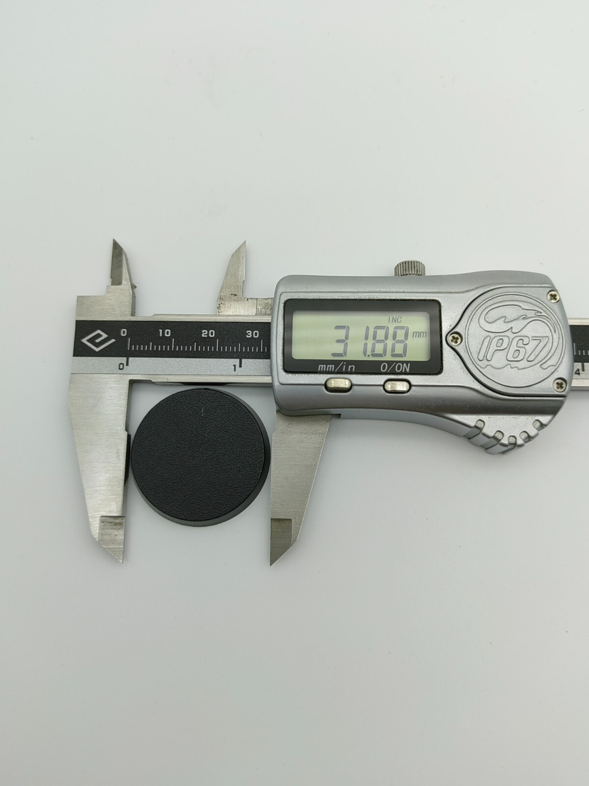 Lot Of 20 32mm Round Bases Used For Warhammer 40k + AoS Games Workshop Bitz