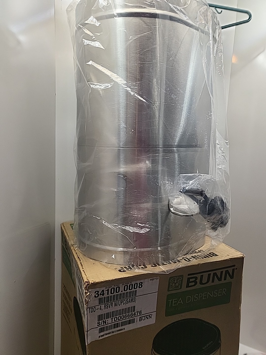 Bunn TDO4 4 Gallon Commercial Iced Tea / Coffee Dispenser Stainless Steel NEW OS